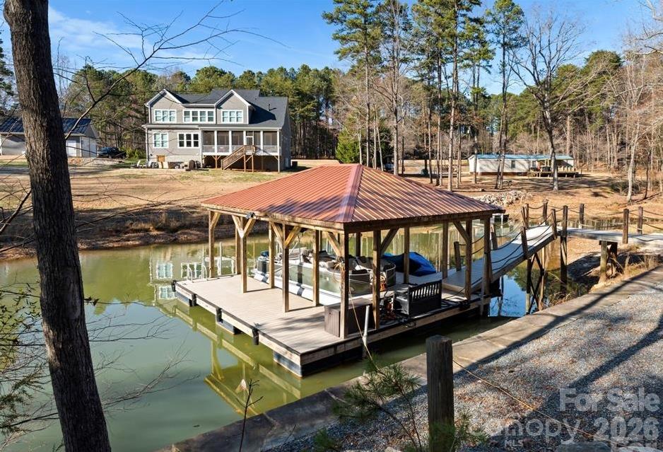 Single Family Residence at 541 Kemp Road, Mooresville, photo 10 of 12