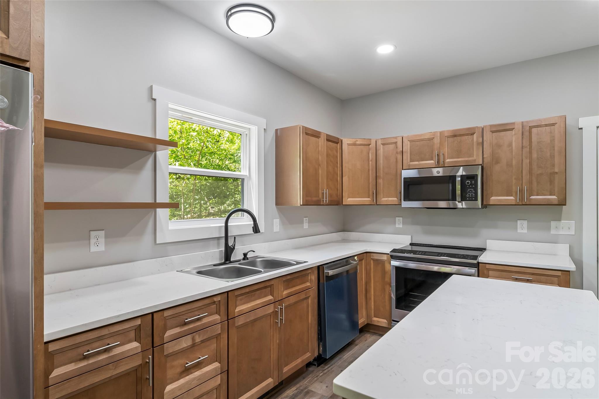 Single Family Residence at 511 Blue Ridge Drive N, Marion, photo 28 of 87
