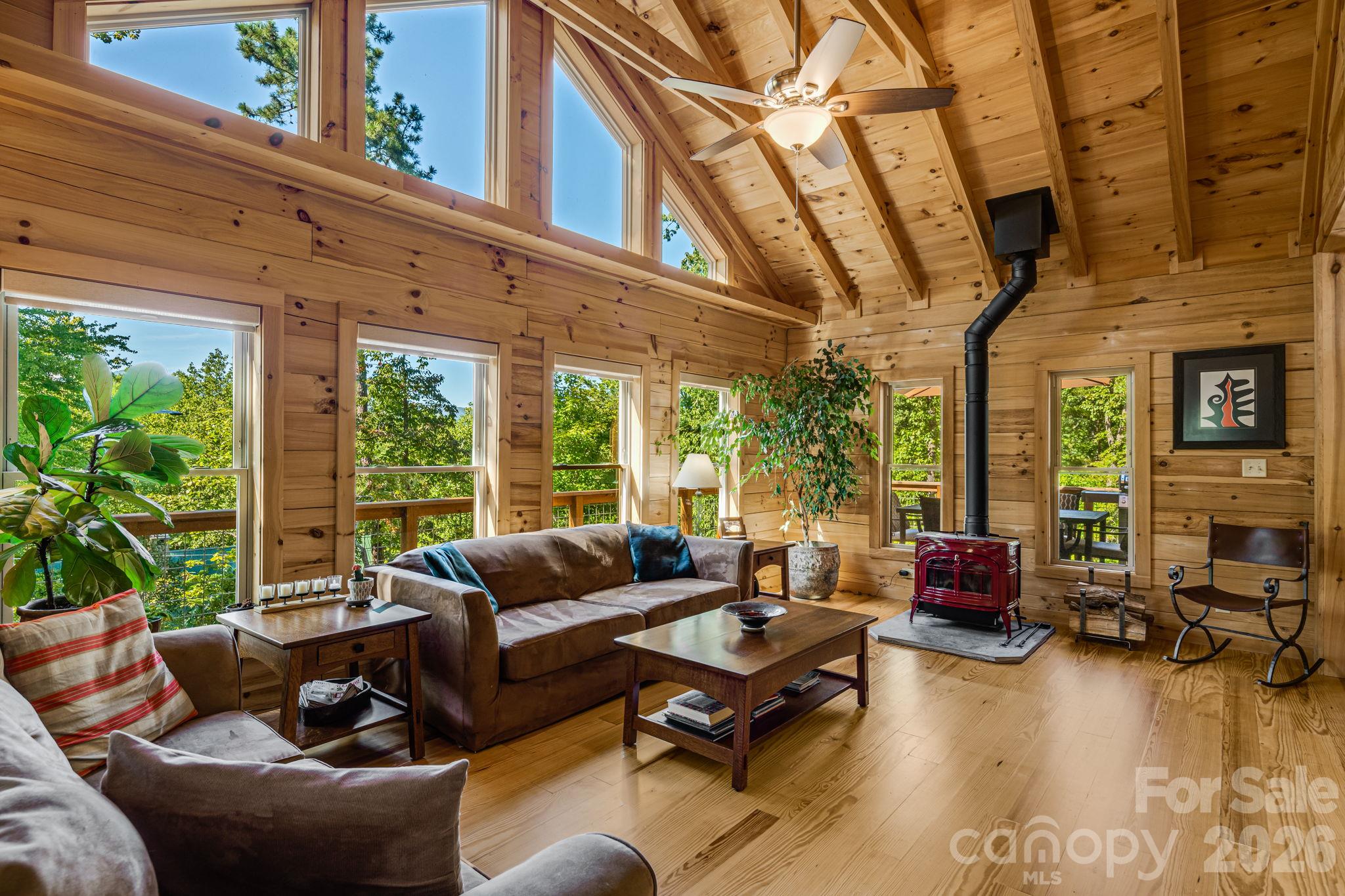 Living Room - 576 Pheasant Street, Lake Lure