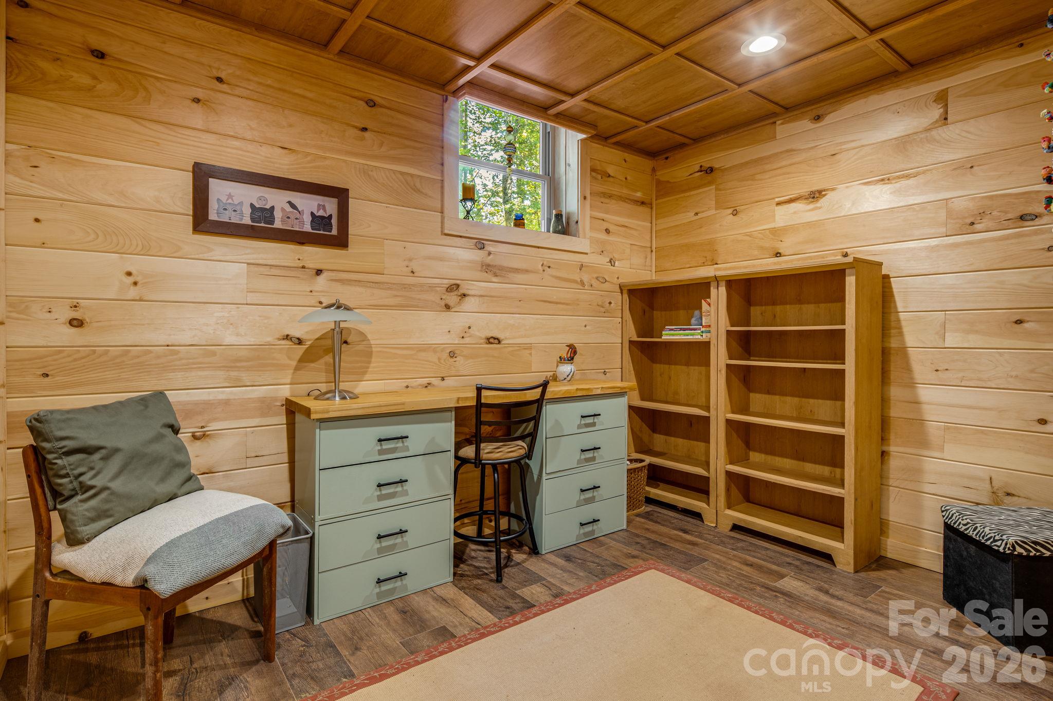 Small Flex Room - 576 Pheasant Street, Lake Lure