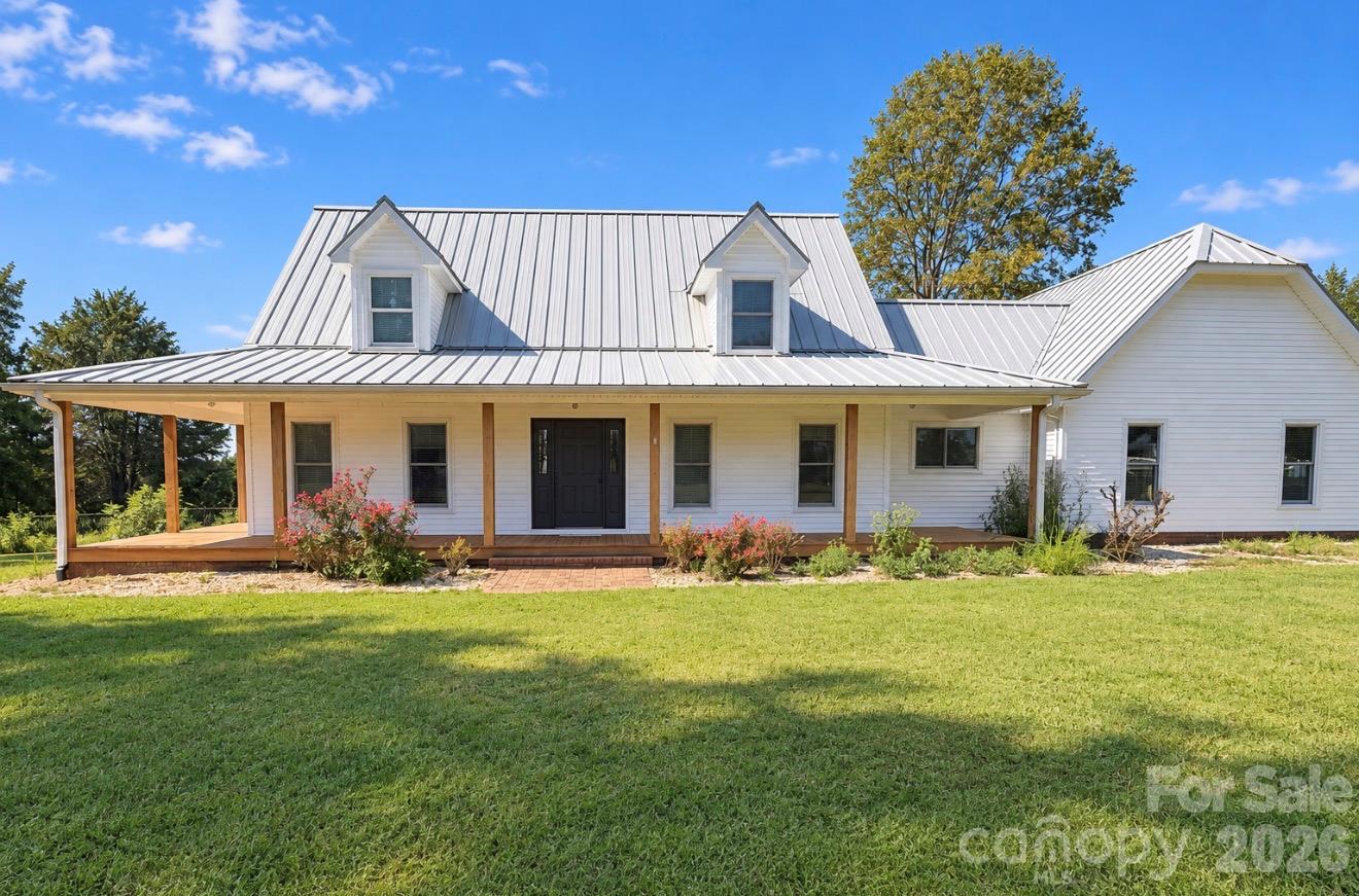 Single Family Residence at 2405 Startown Road, Newton, photo 2 of 52