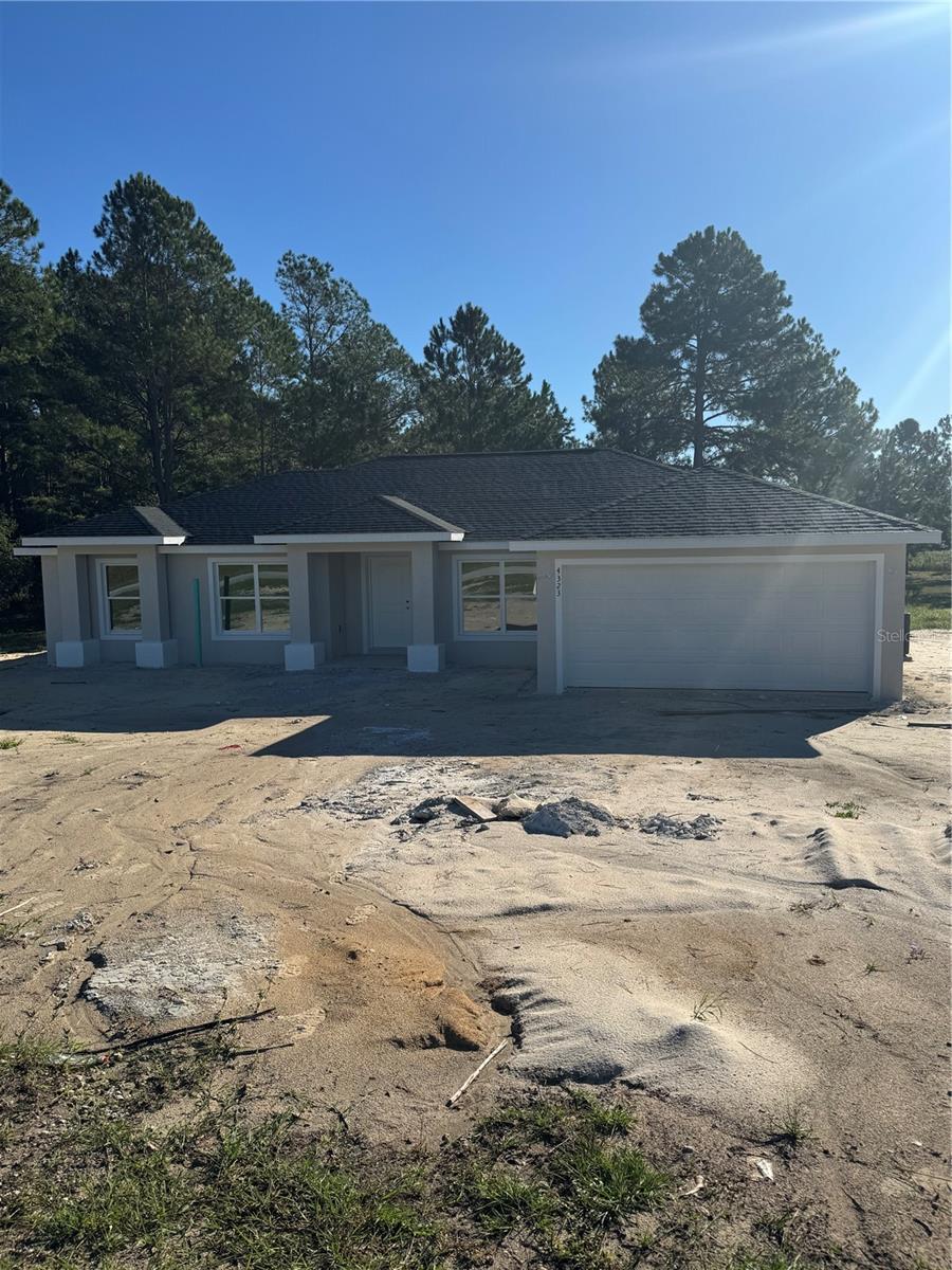 4323 SW CARNATION CT