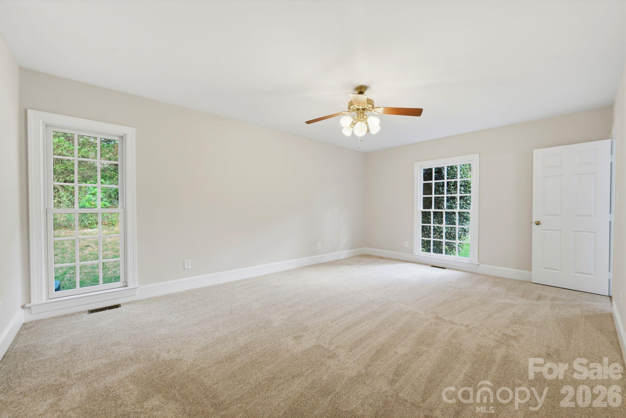 Single Family Residence at 8800 Oxfordshire Court, Huntersville, photo 21 of 44