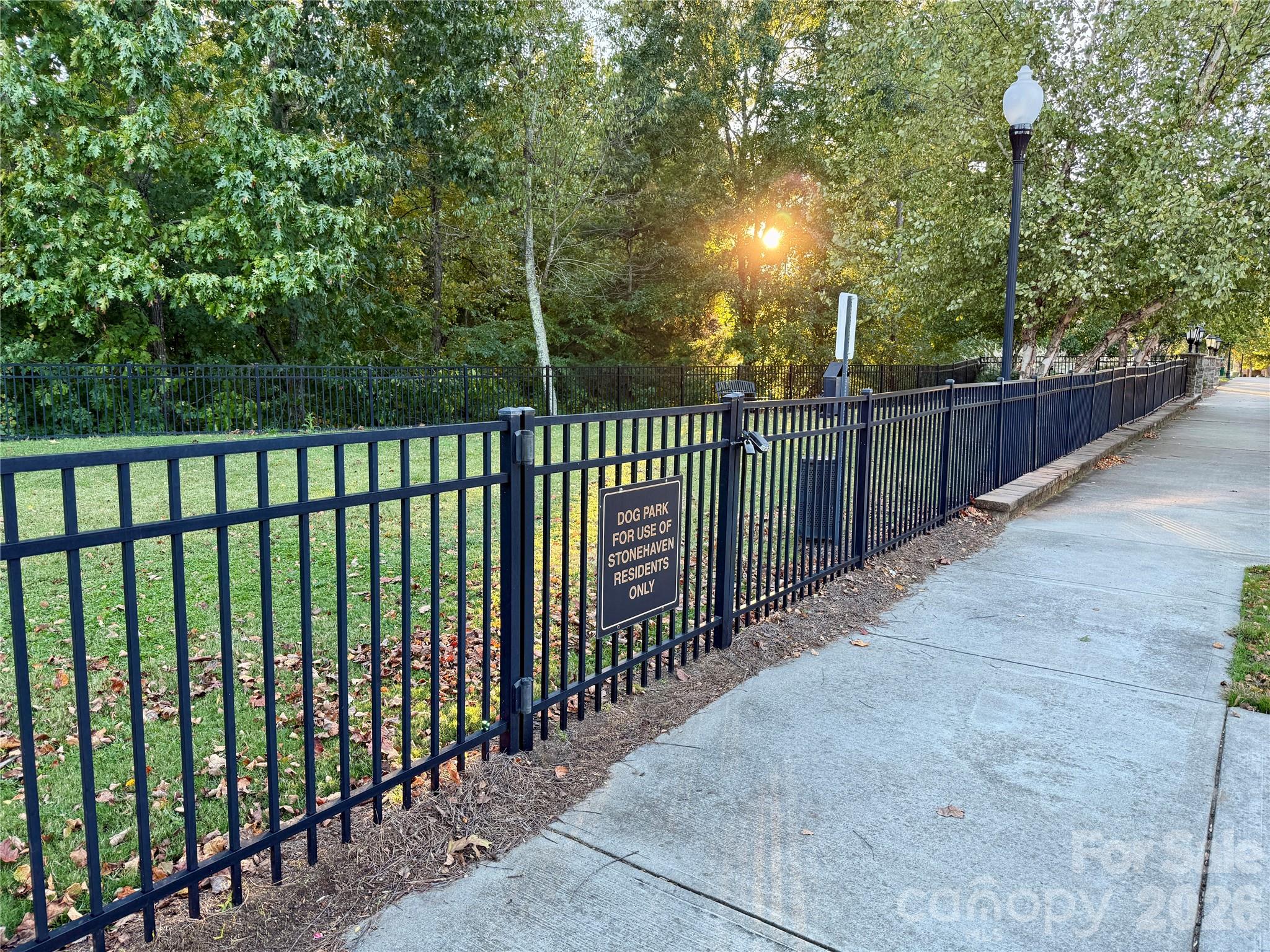 Townhouse at 9441 Glenburn Lane, Charlotte, photo 46 of 48