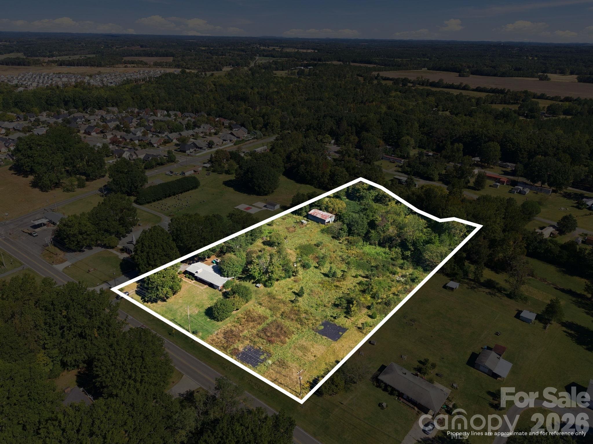 Home plus the additional Lots - 816 Central Avenue, Locust