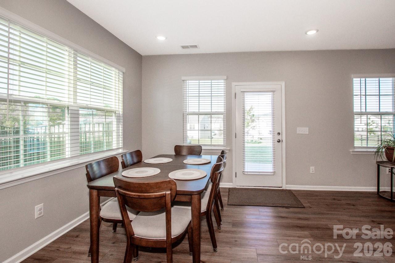 Lots of Natural Light - 1944 Lowland Shade Court, Maiden