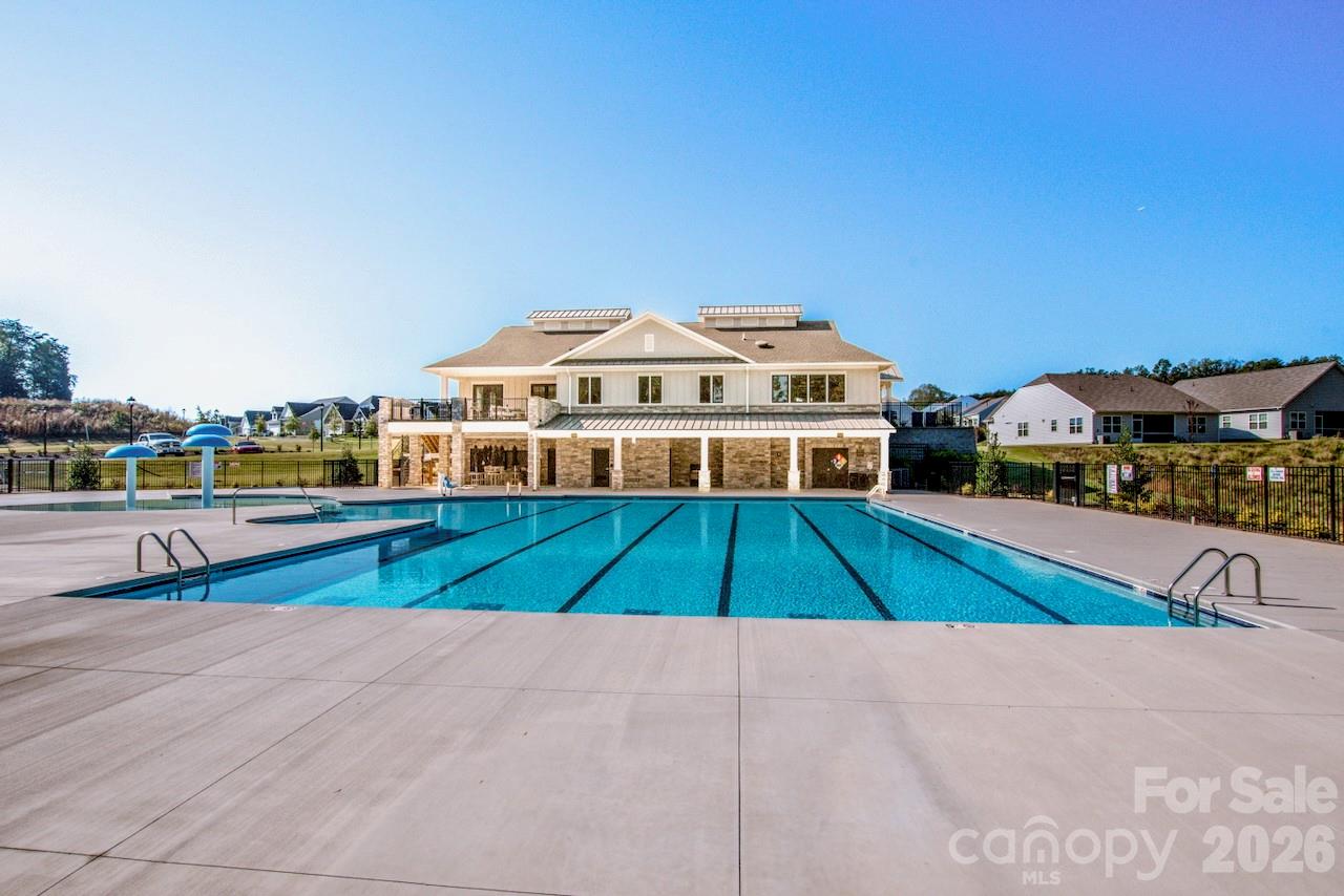 Gorgeous Clubhouse with Pool - 1944 Lowland Shade Court, Maiden