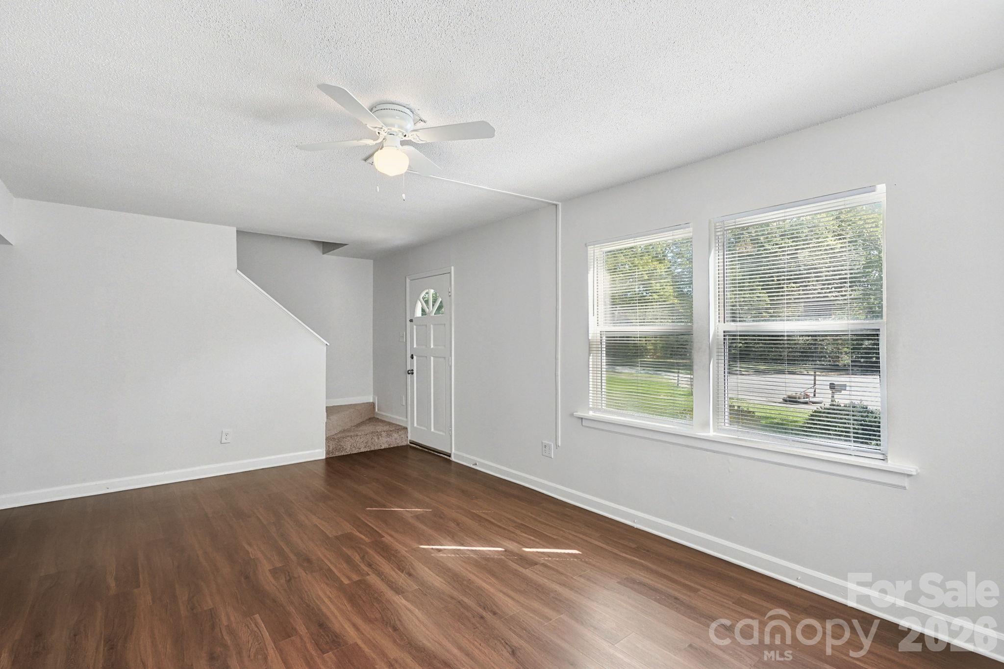 Single Family Residence at 5111 Belcamp Lane, Charlotte, photo 12 of 40