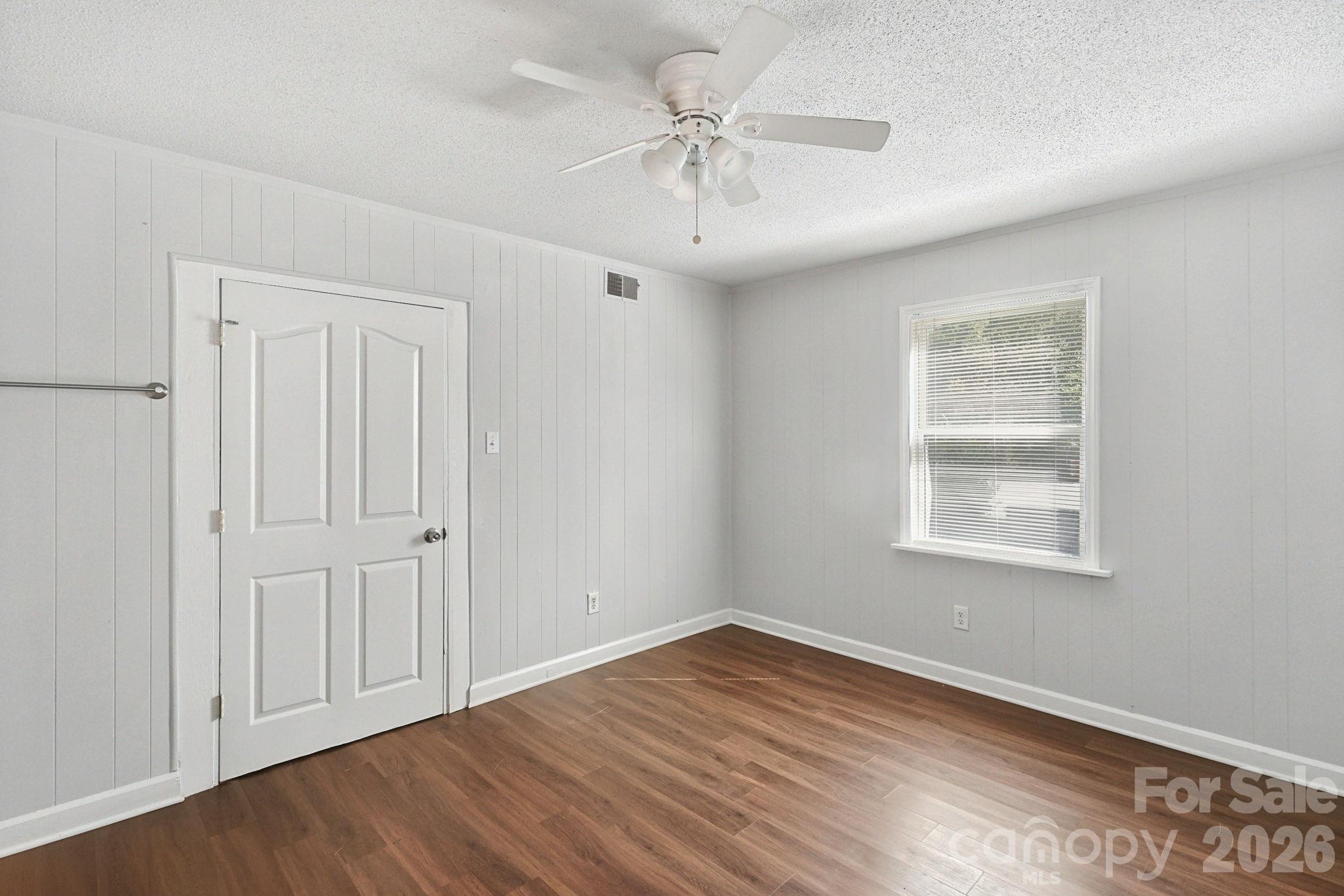 Single Family Residence at 5111 Belcamp Lane, Charlotte, photo 17 of 40