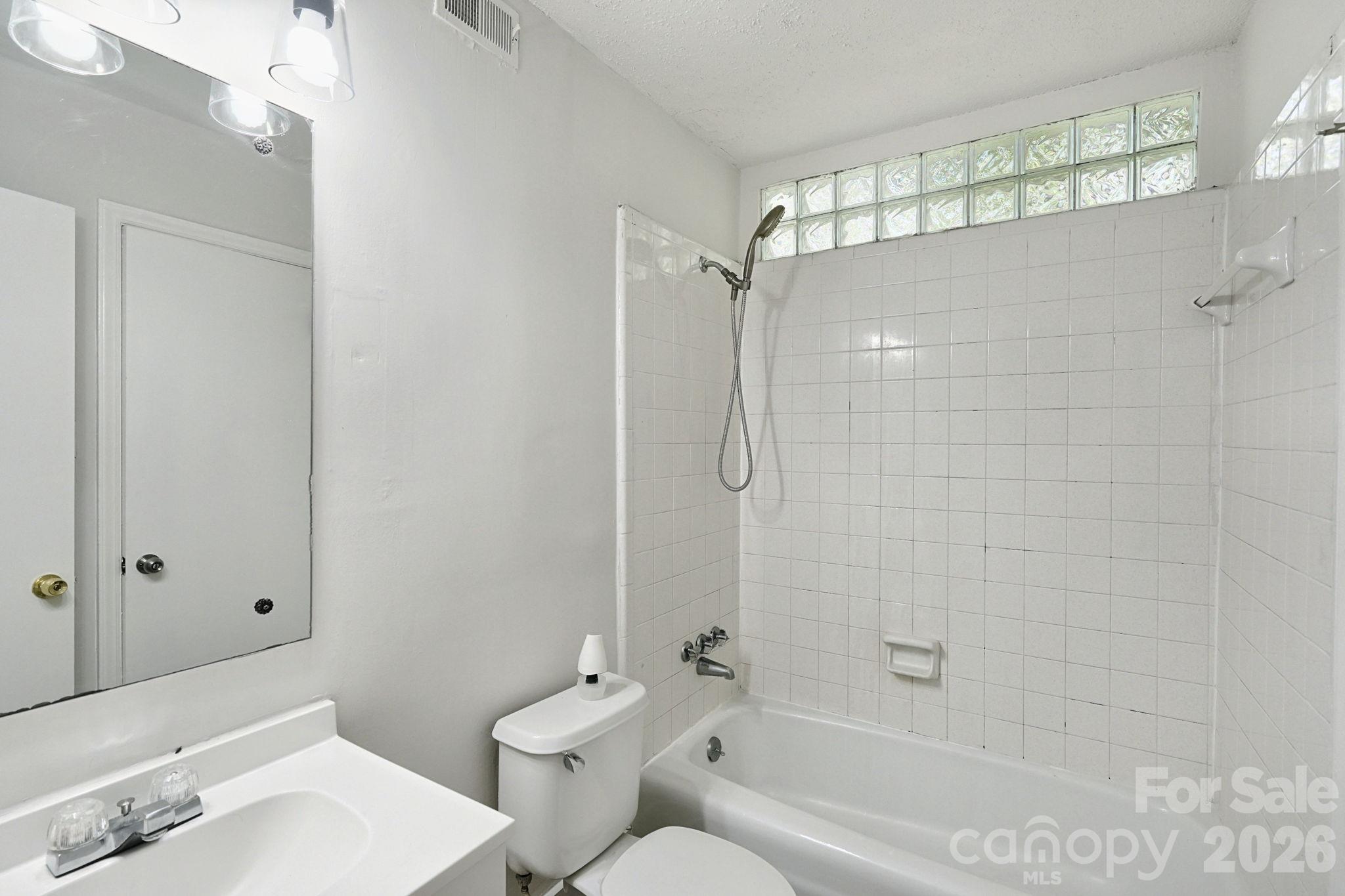 Single Family Residence at 5111 Belcamp Lane, Charlotte, photo 29 of 40