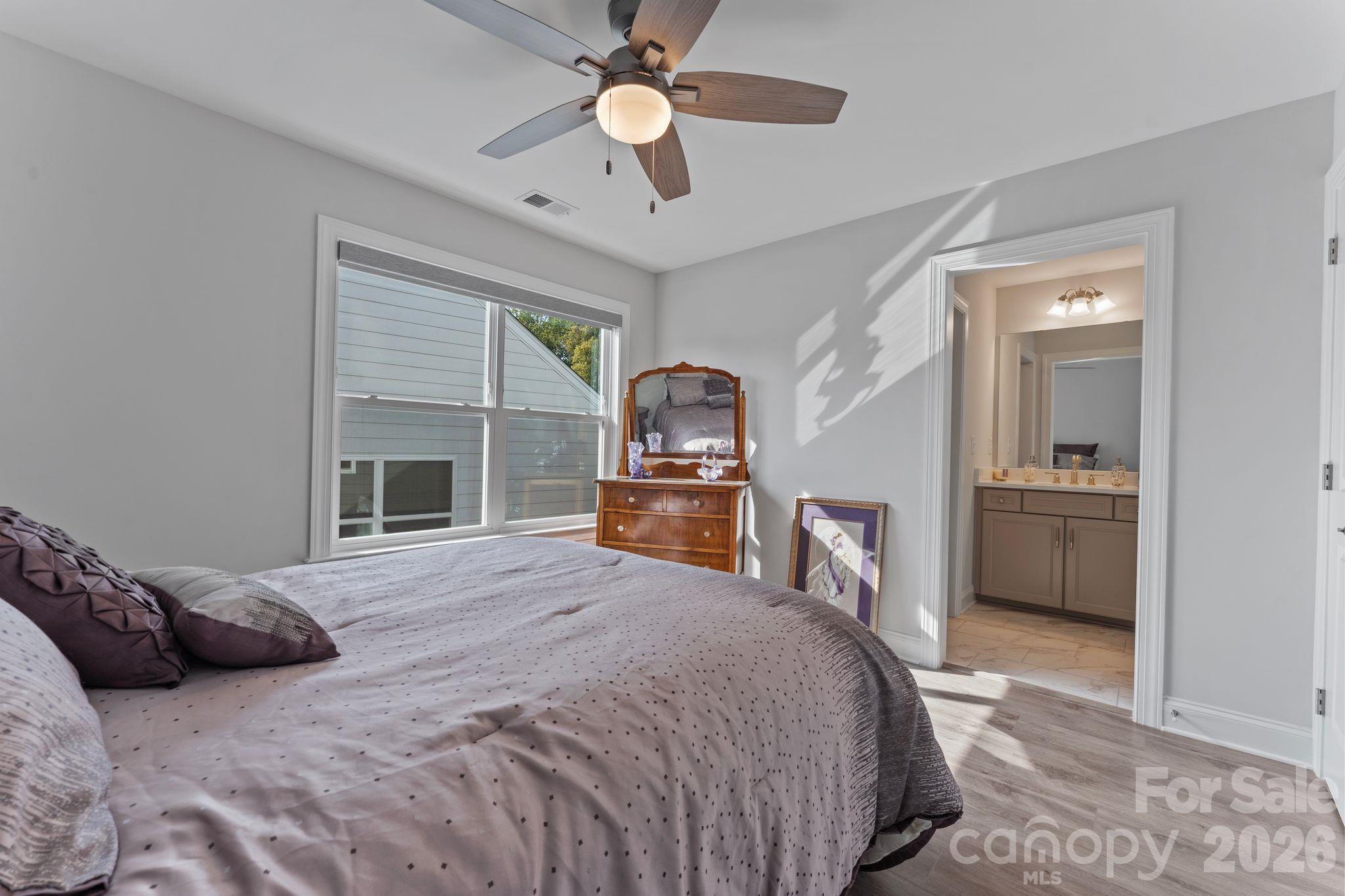 Single Family Residence at 124 Prestwick Way, Mooresville, photo 28 of 40