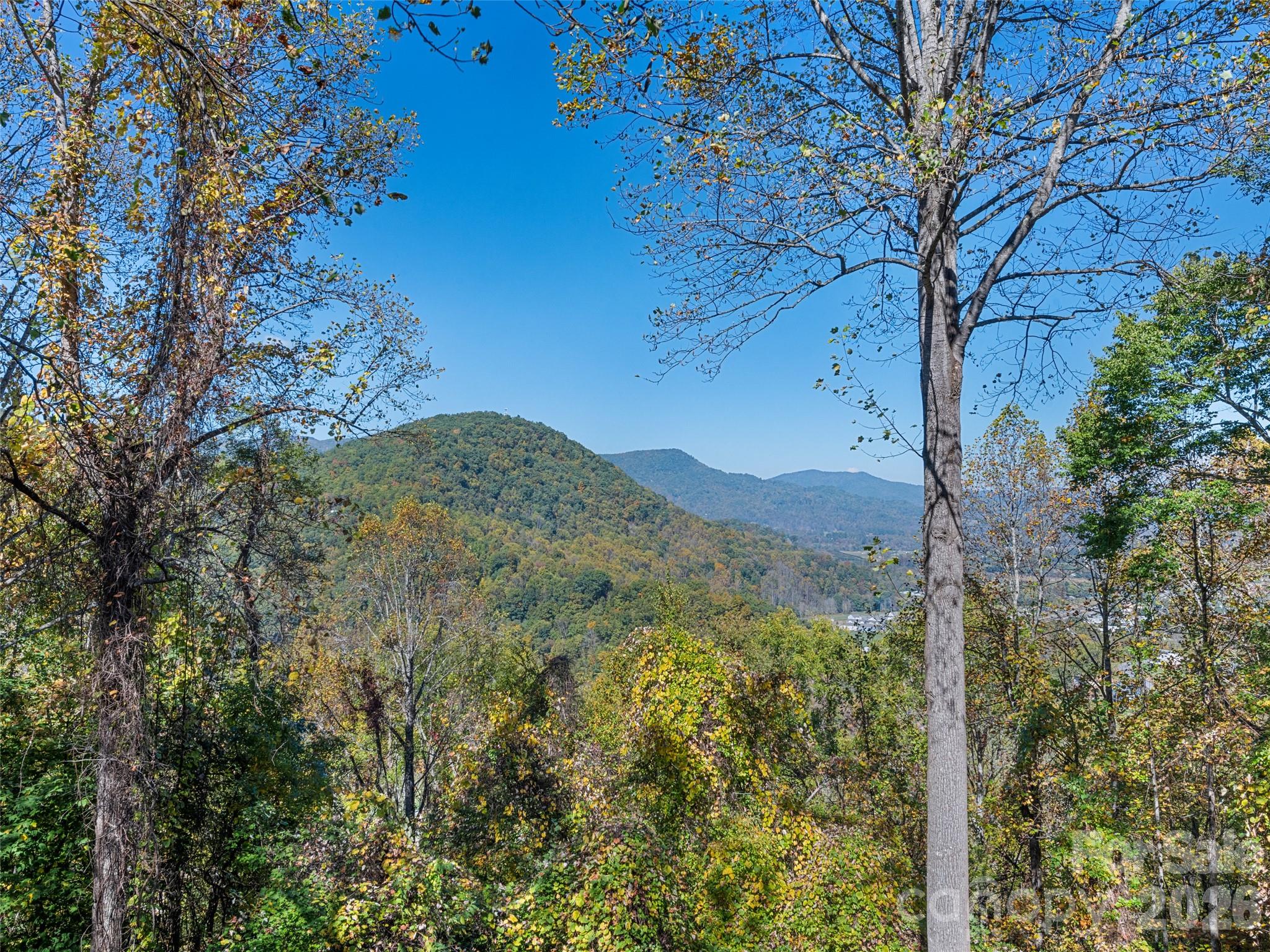 Single Family Residence at 612 Whispering Winds Road, Waynesville, photo 13 of 35