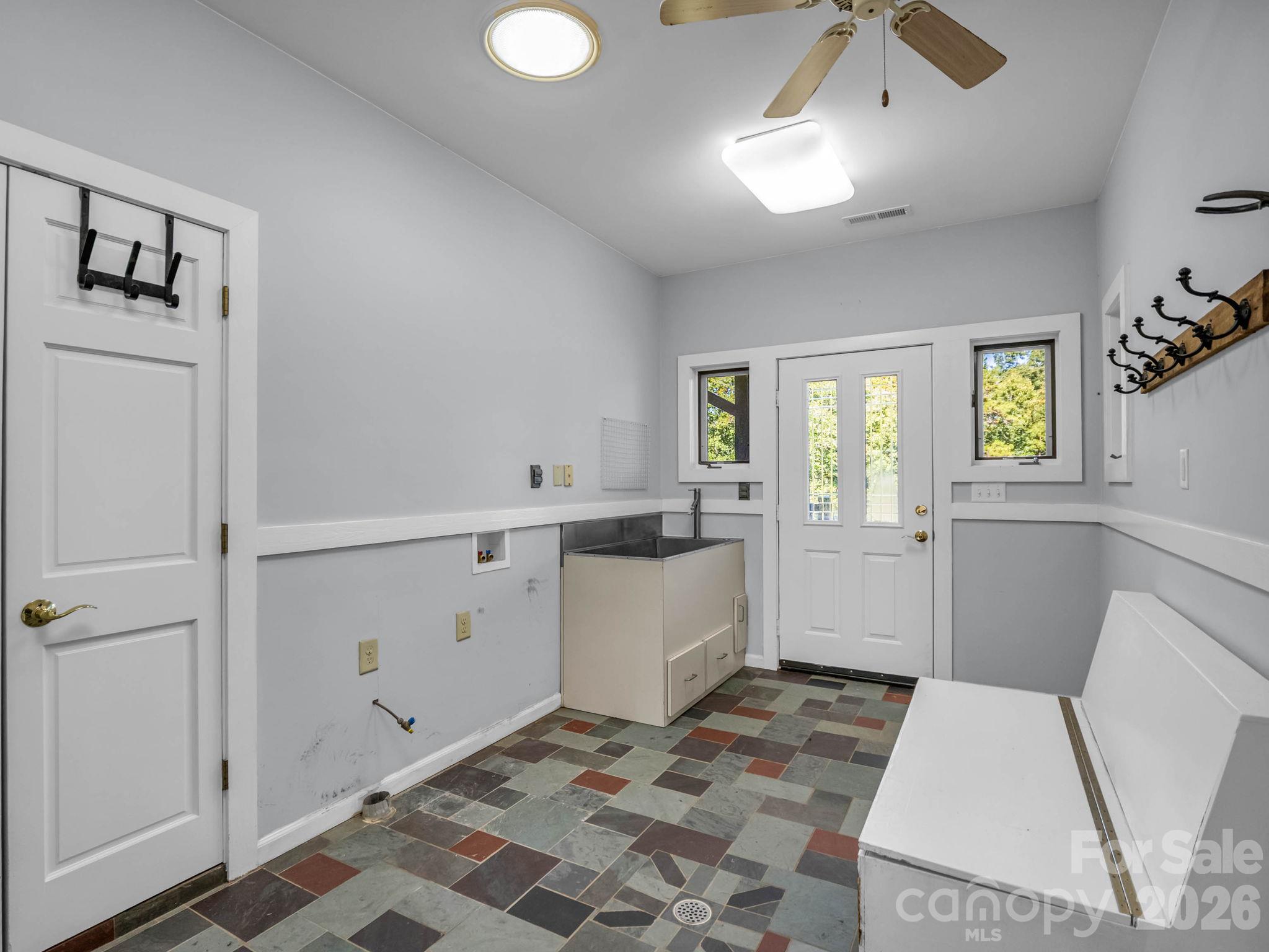 Main Floor Laundry - 401 Over Hill Drive, Tryon