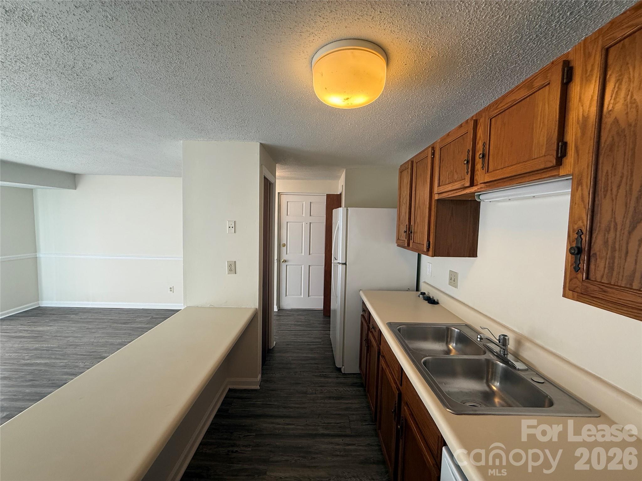 Condominium at 9405 Old Concord Road, Charlotte, photo 6 of 14