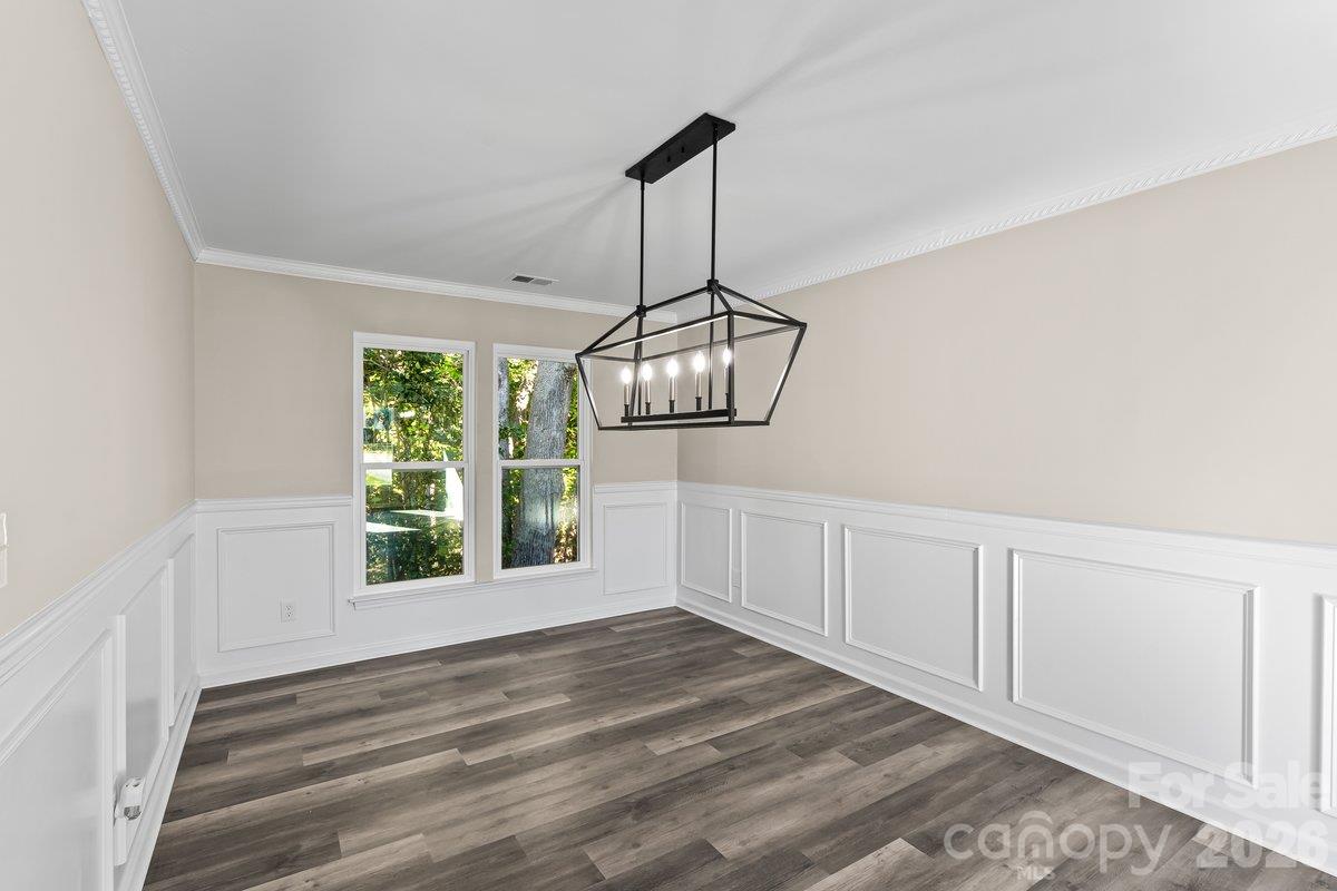 Single Family Residence at 1319 Red Tallen Court, Charlotte, photo 13 of 33