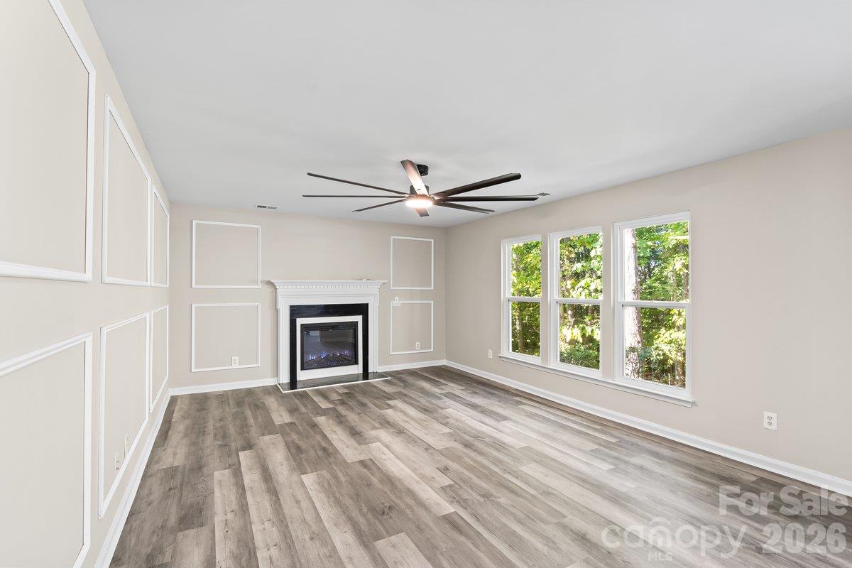 Single Family Residence at 1319 Red Tallen Court, Charlotte, photo 20 of 33