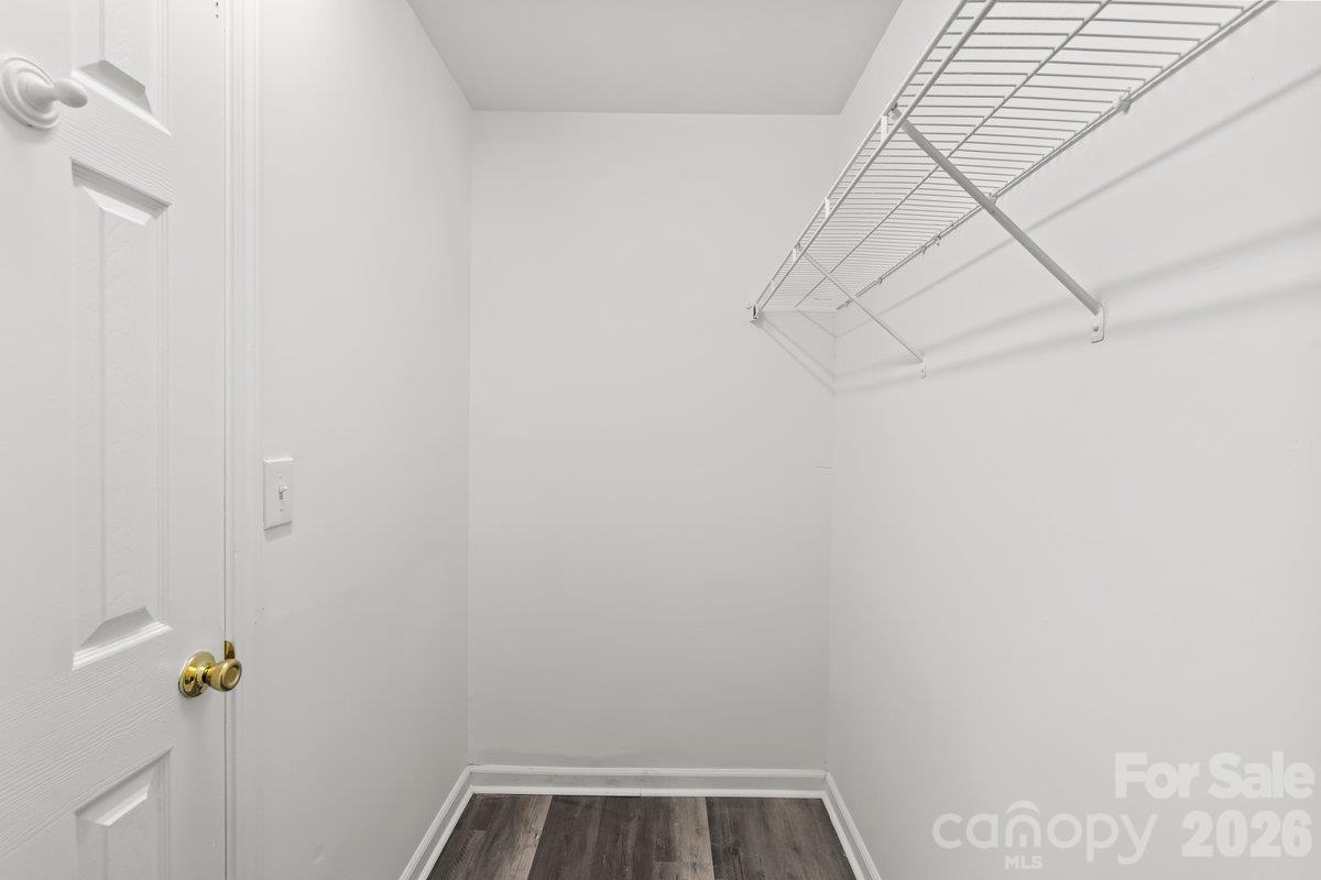 Single Family Residence at 1319 Red Tallen Court, Charlotte, photo 25 of 33
