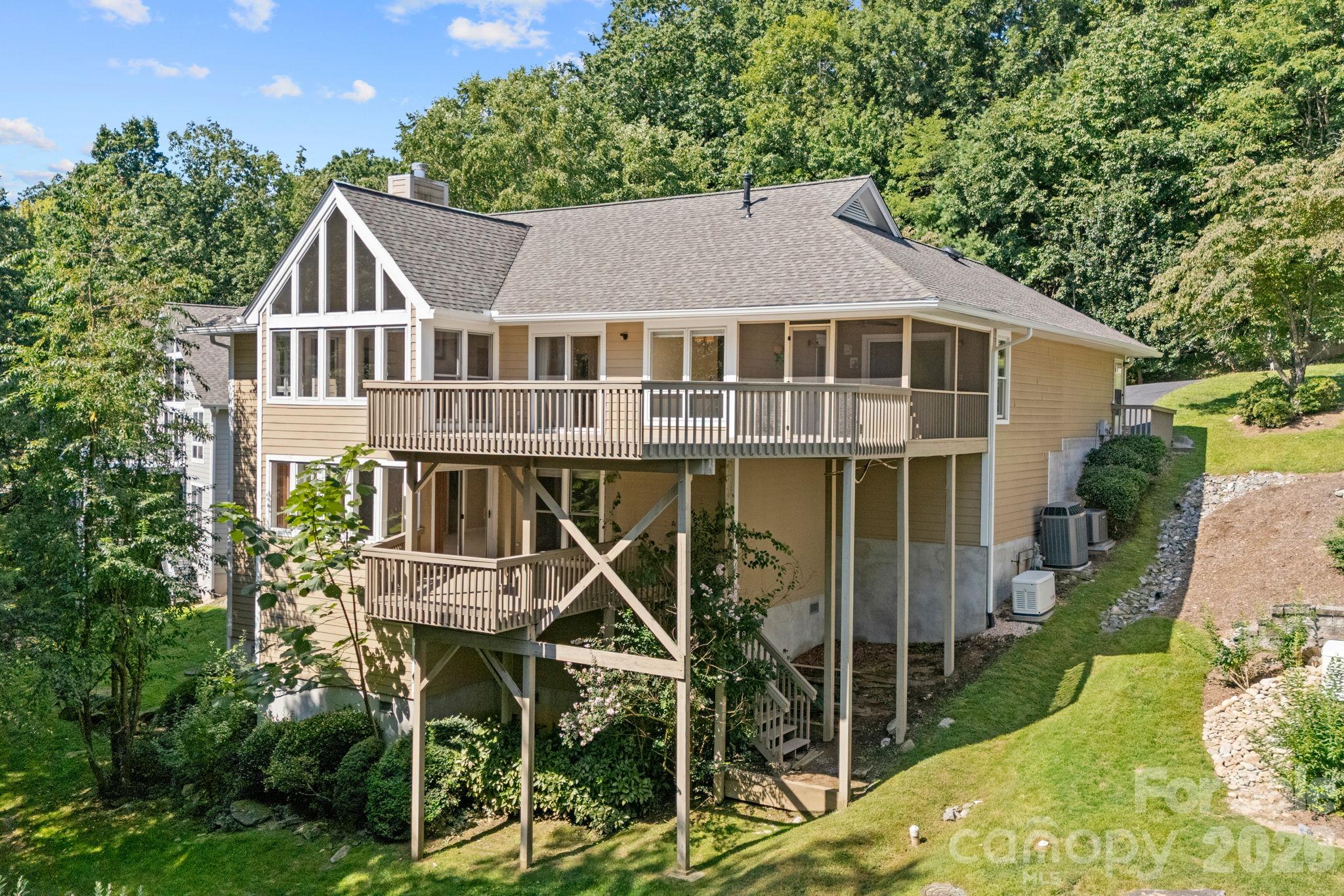 Condominium at 324 DAWNBROOK Drive, Flat Rock, photo 48 of 48