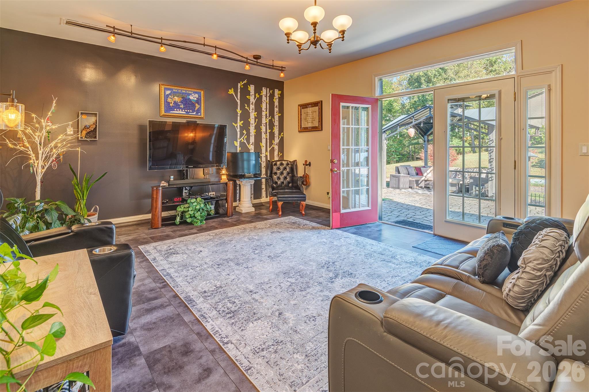 Family Room - 1 - 265 Flat Creek Church Road, Weaverville