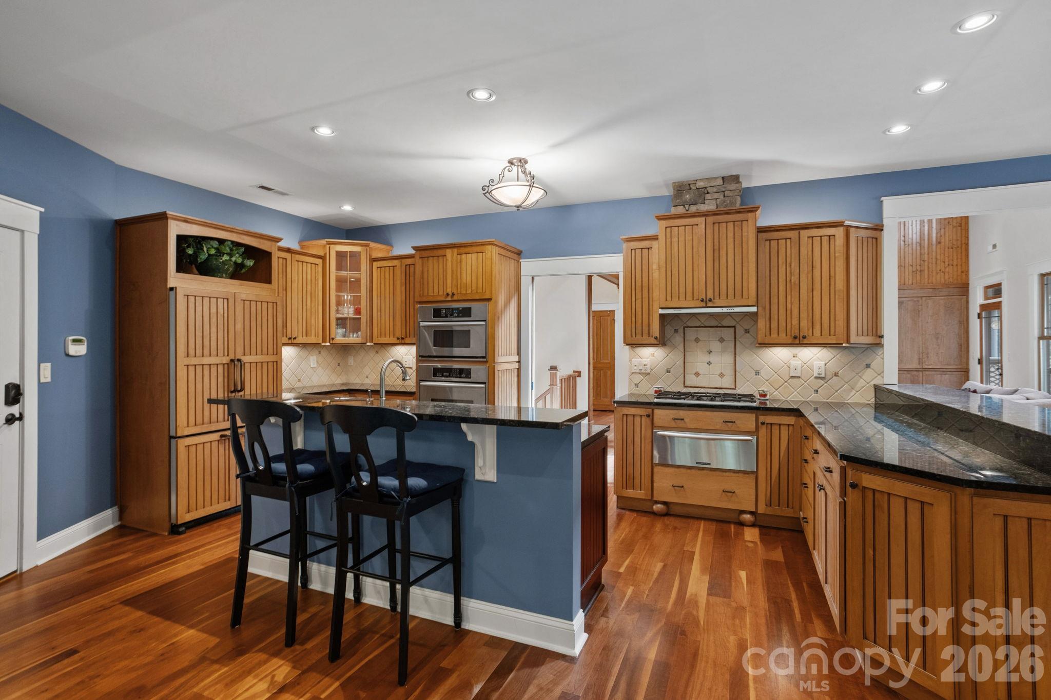 Single Family Residence at 123 Pinnacle Peak Lane, Flat Rock, photo 10 of 48