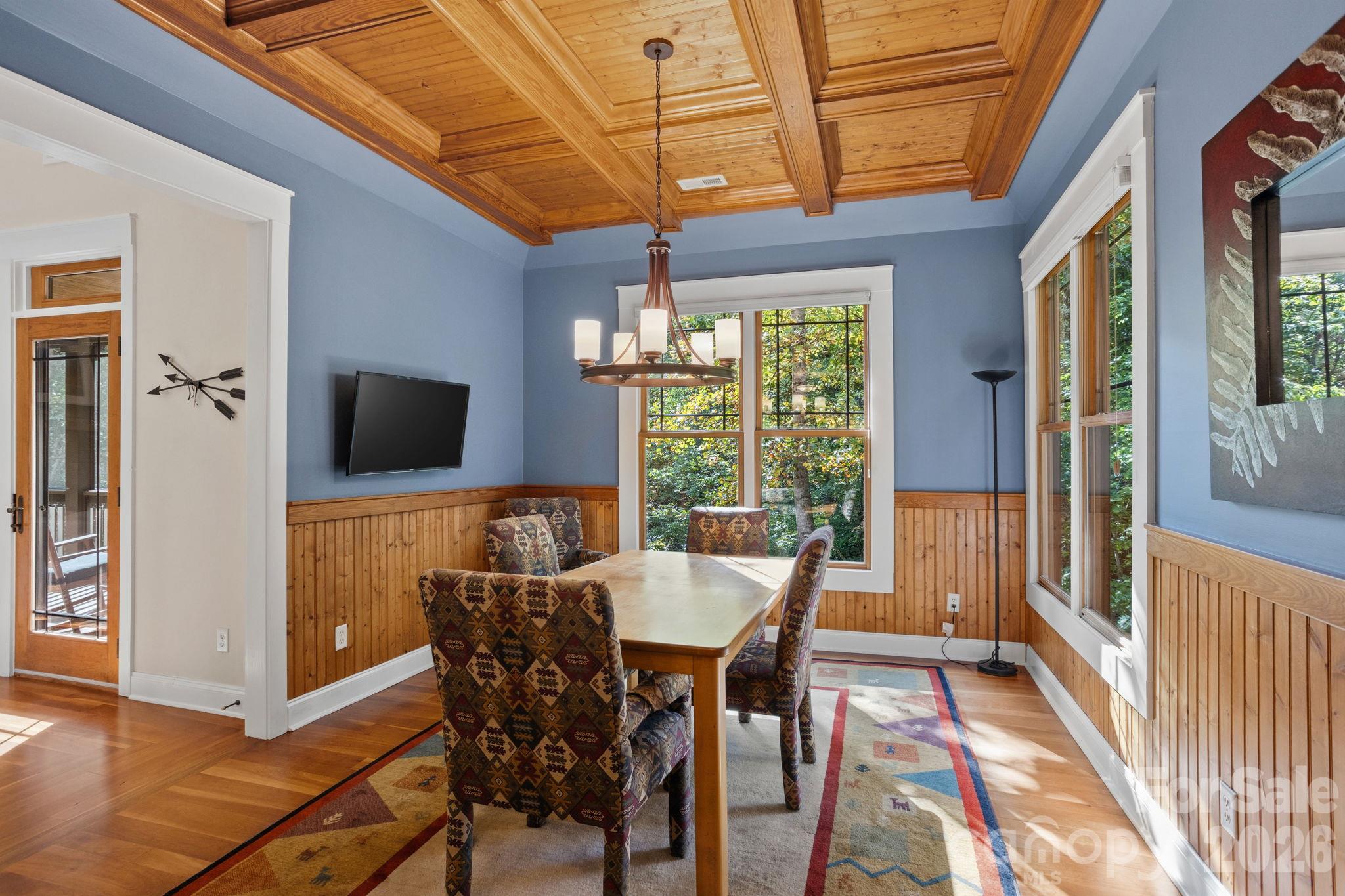 Single Family Residence at 123 Pinnacle Peak Lane, Flat Rock, photo 15 of 48