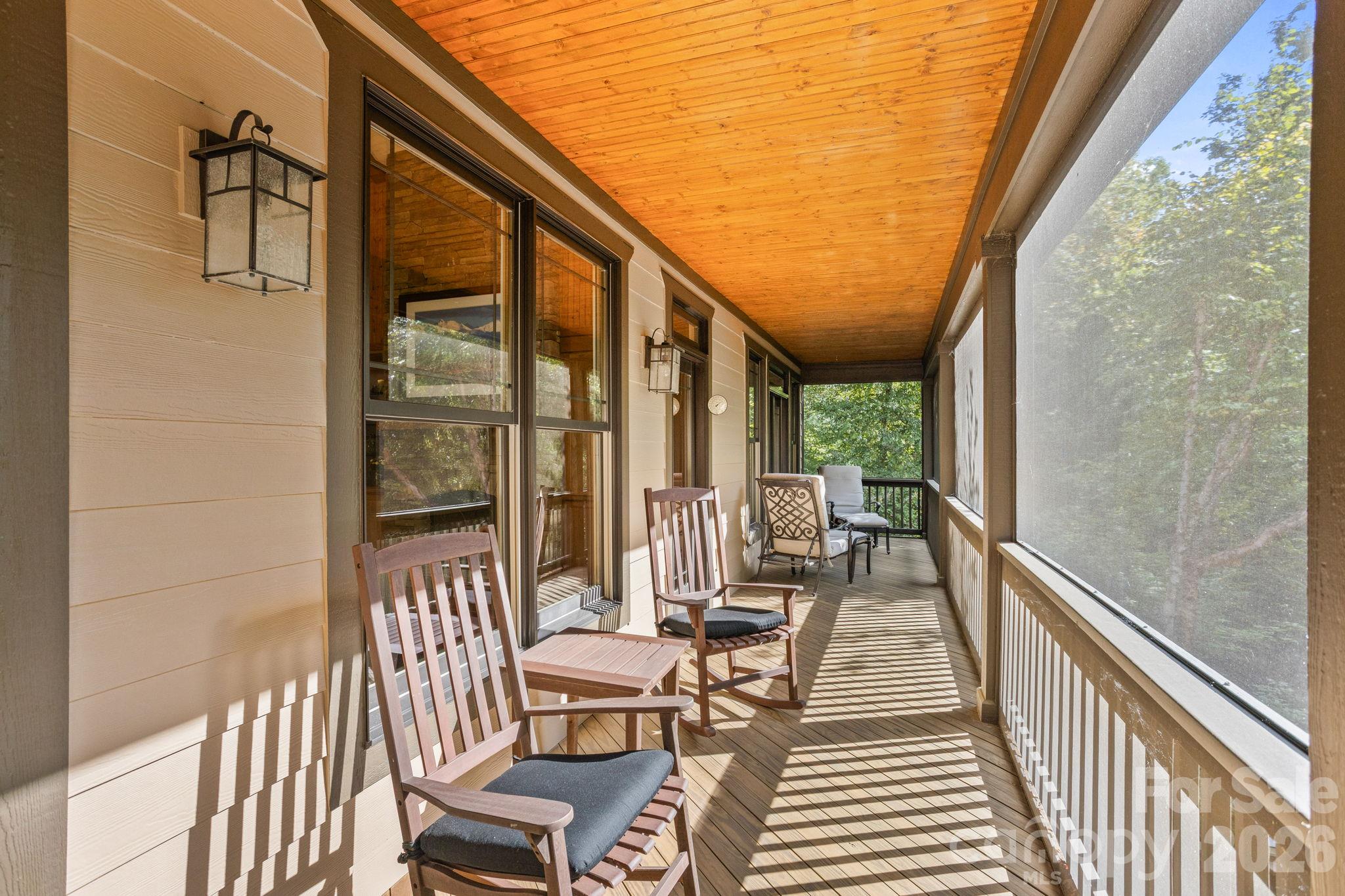 Single Family Residence at 123 Pinnacle Peak Lane, Flat Rock, photo 26 of 48