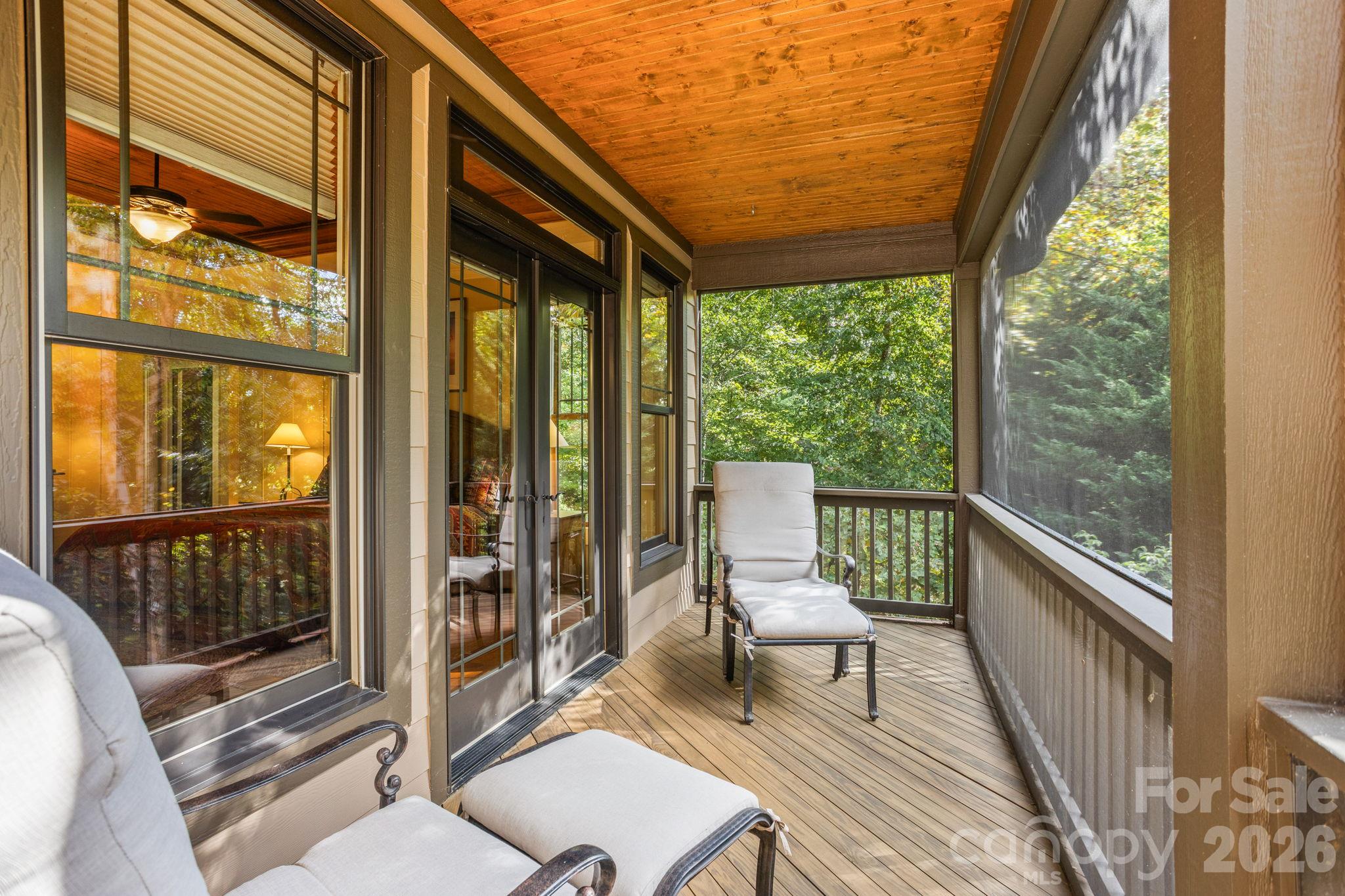 Single Family Residence at 123 Pinnacle Peak Lane, Flat Rock, photo 27 of 48