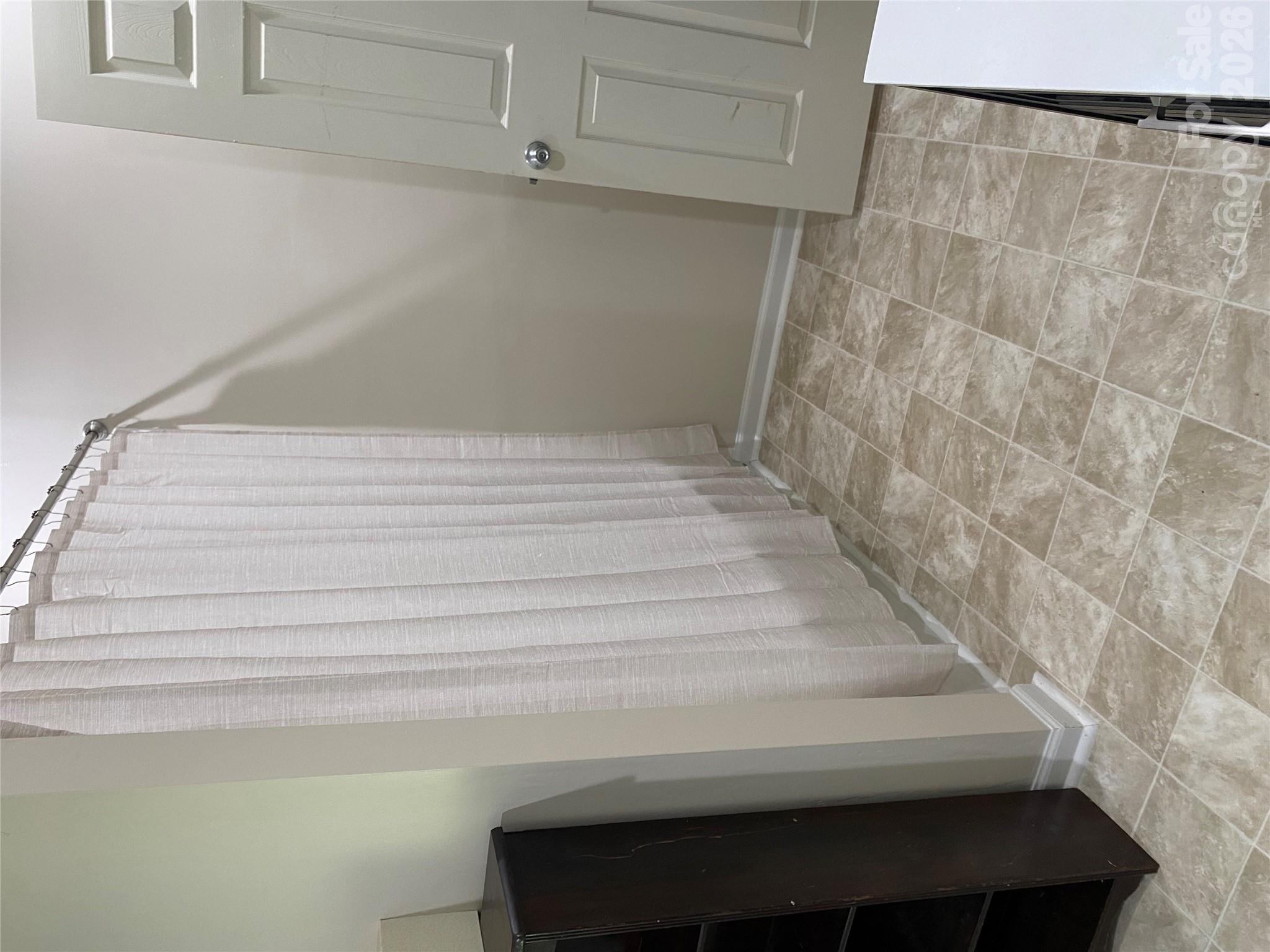 primary bath - 140 High Ridge Circle, Maiden