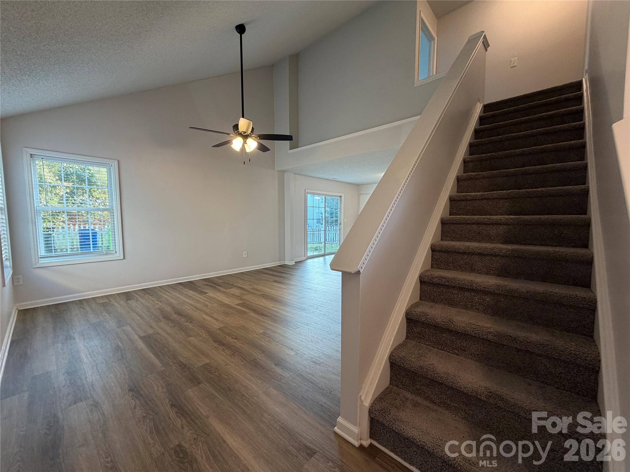 Single Family Residence at 4217 Toccopola Street, Raleigh, photo 8 of 29