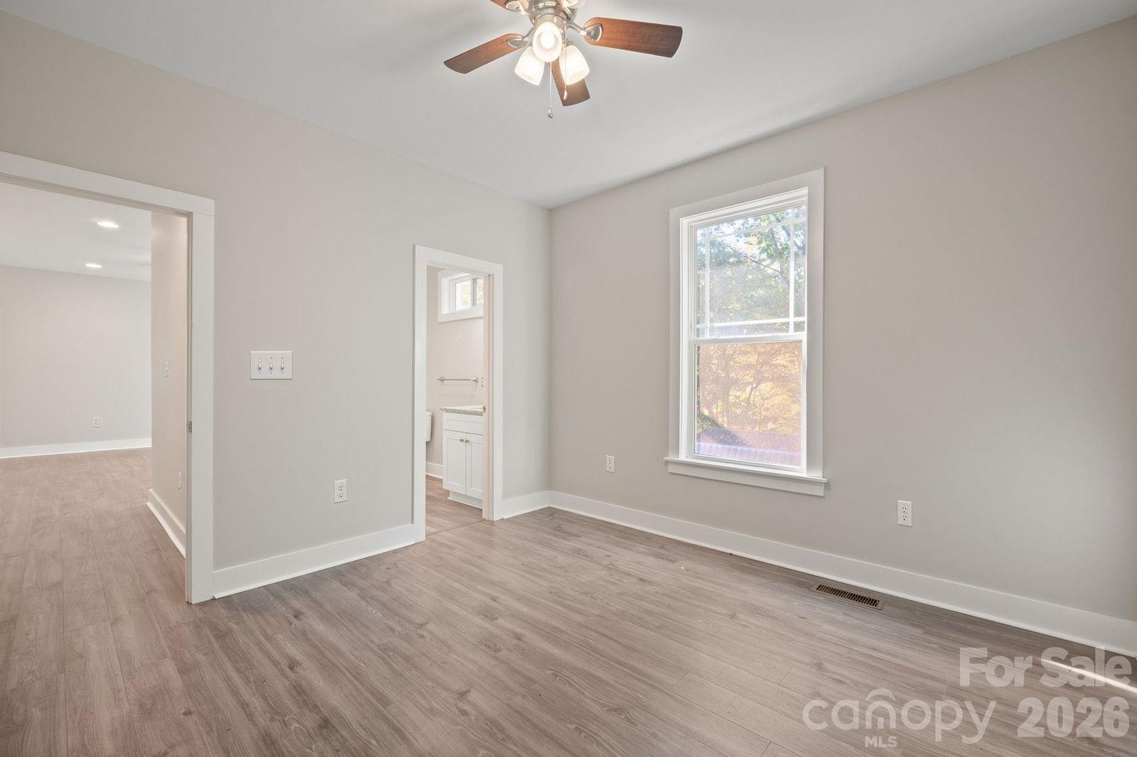 Third Bedroom w/En Suite Bath - 1544 Farmington Hills Drive, Conover