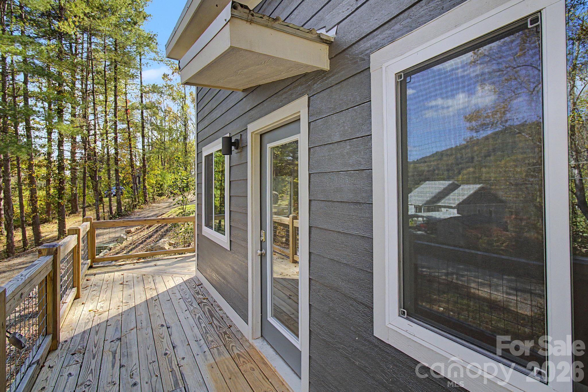Single Family Residence at 105 Escape Drive, Asheville, photo 29 of 43