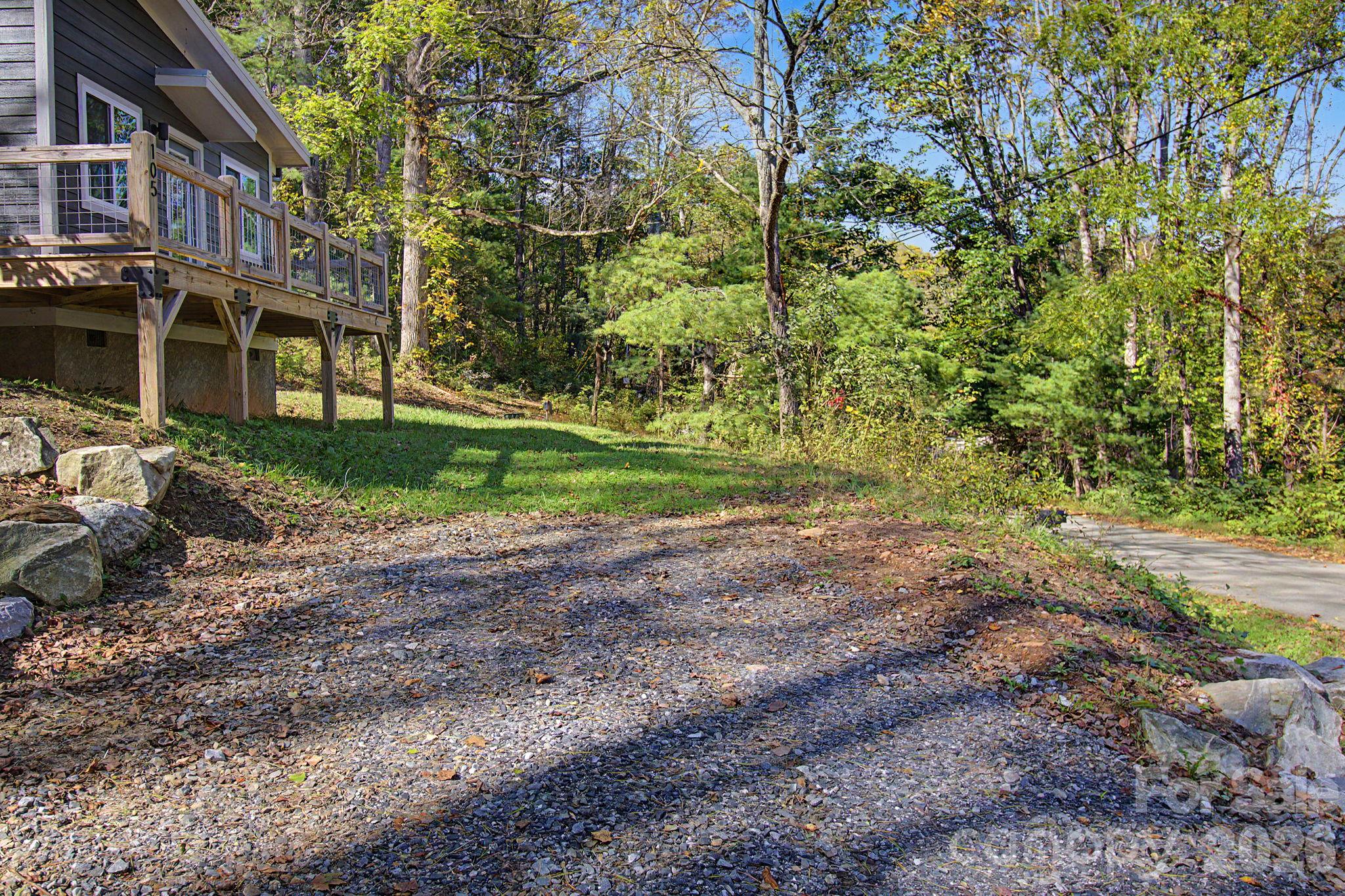 Single Family Residence at 105 Escape Drive, Asheville, photo 34 of 43