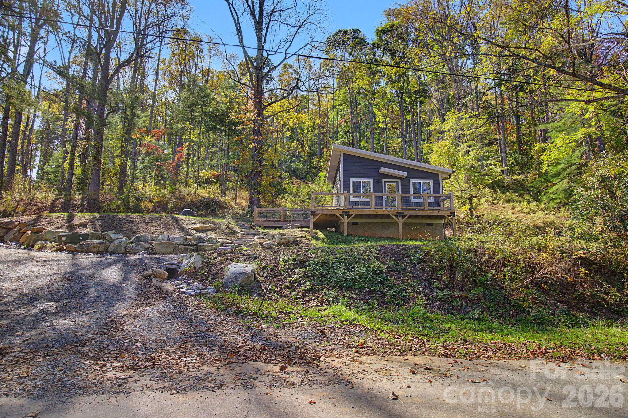 Single Family Residence at 105 Escape Drive, Asheville, photo 41 of 43