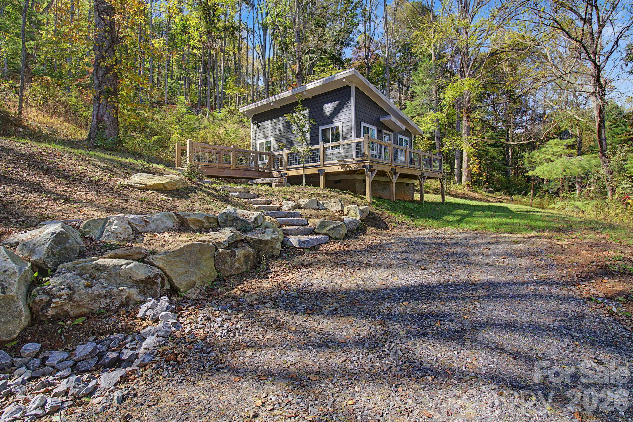 Single Family Residence at 105 Escape Drive, Asheville, photo 42 of 43
