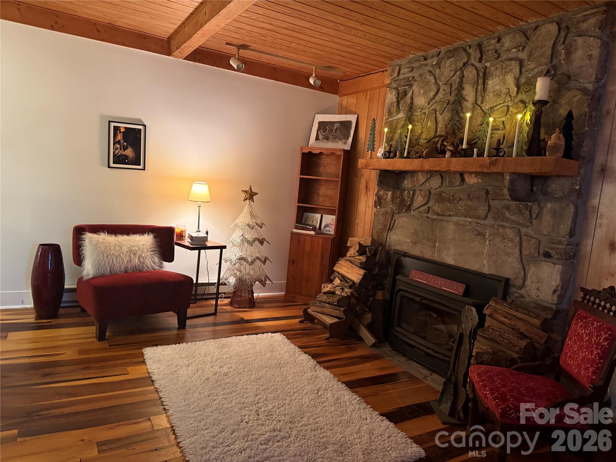 Single Family Residence at 602 Quail Cove Road, Clyde, photo 6 of 48