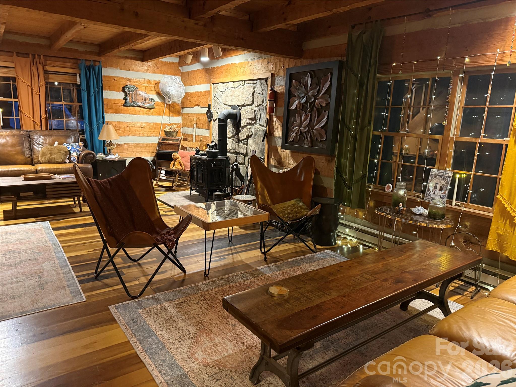 Single Family Residence at 602 Quail Cove Road, Clyde, photo 10 of 48