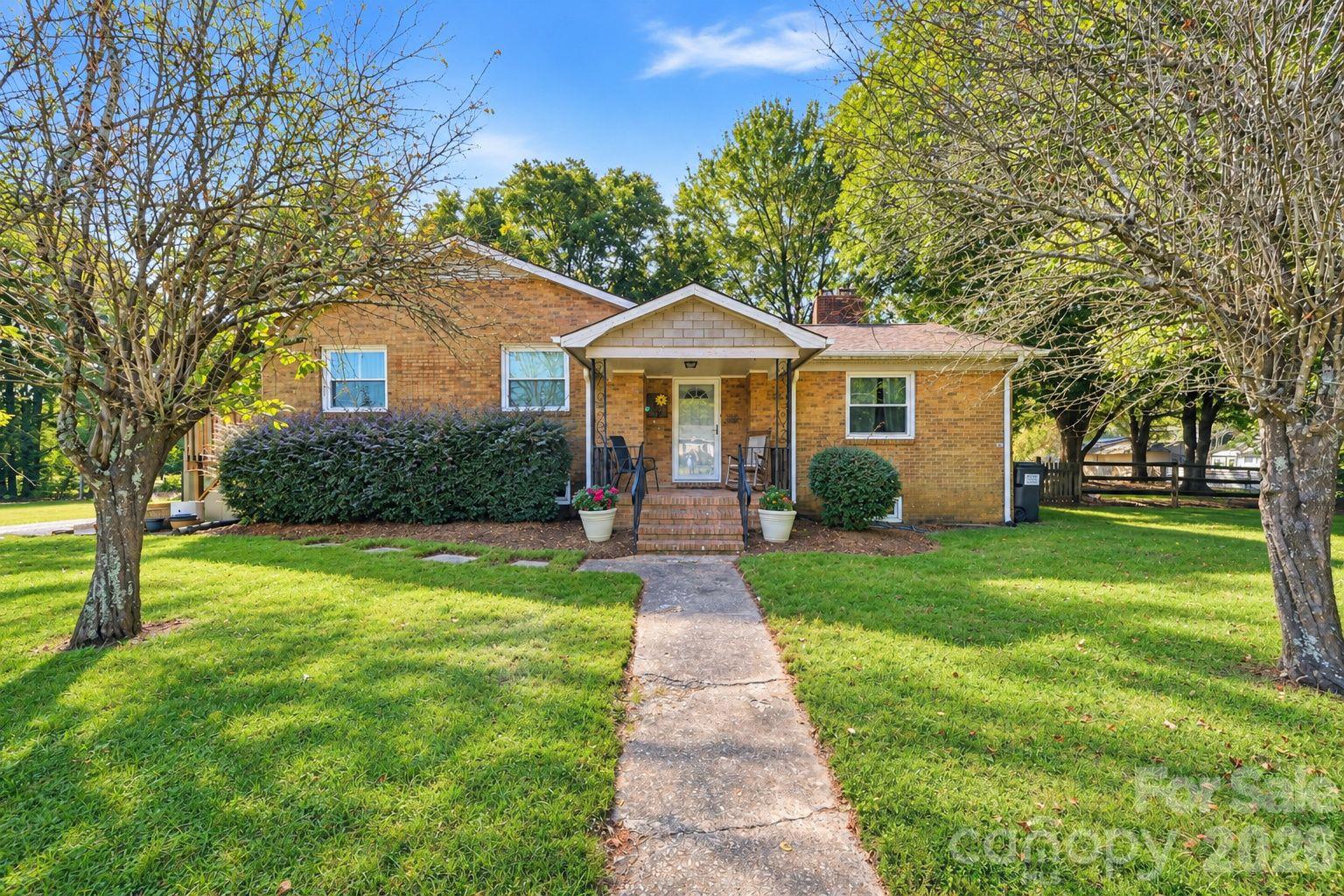 Front Entrance-Brick Home - 7704 Otts Circle, Stanley