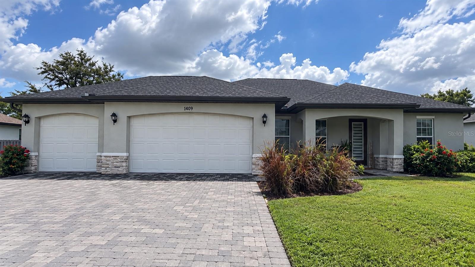1409 SW 19TH PL