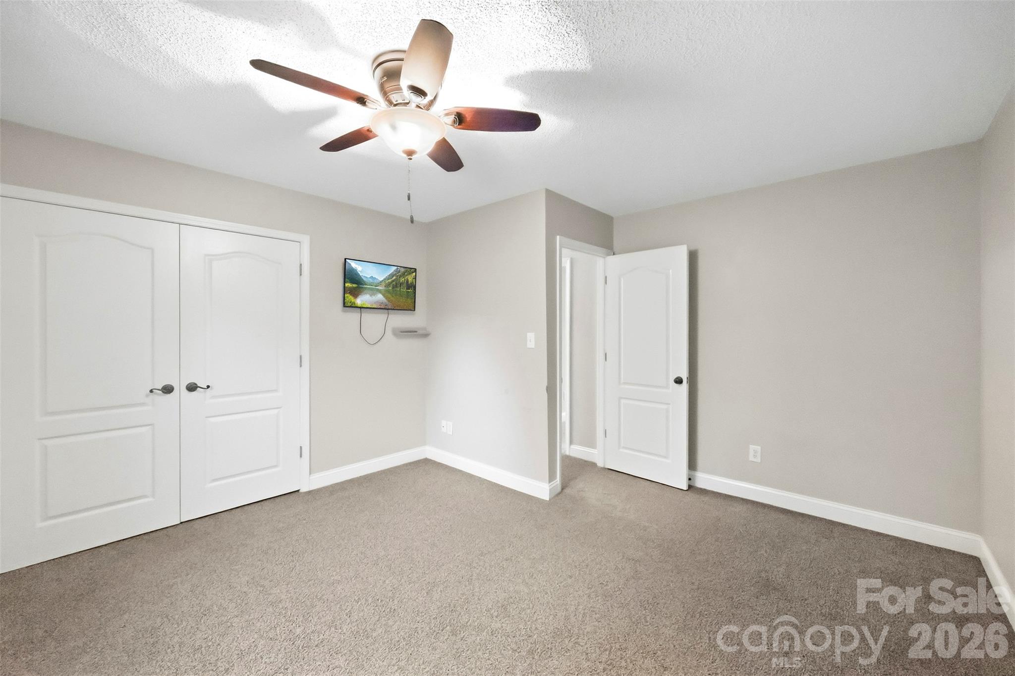 Single Family Residence at 2984 Daffodil Court, Gastonia, photo 25 of 34