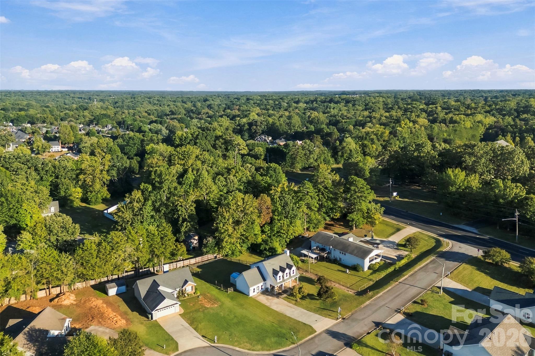Single Family Residence at 2984 Daffodil Court, Gastonia, photo 32 of 34