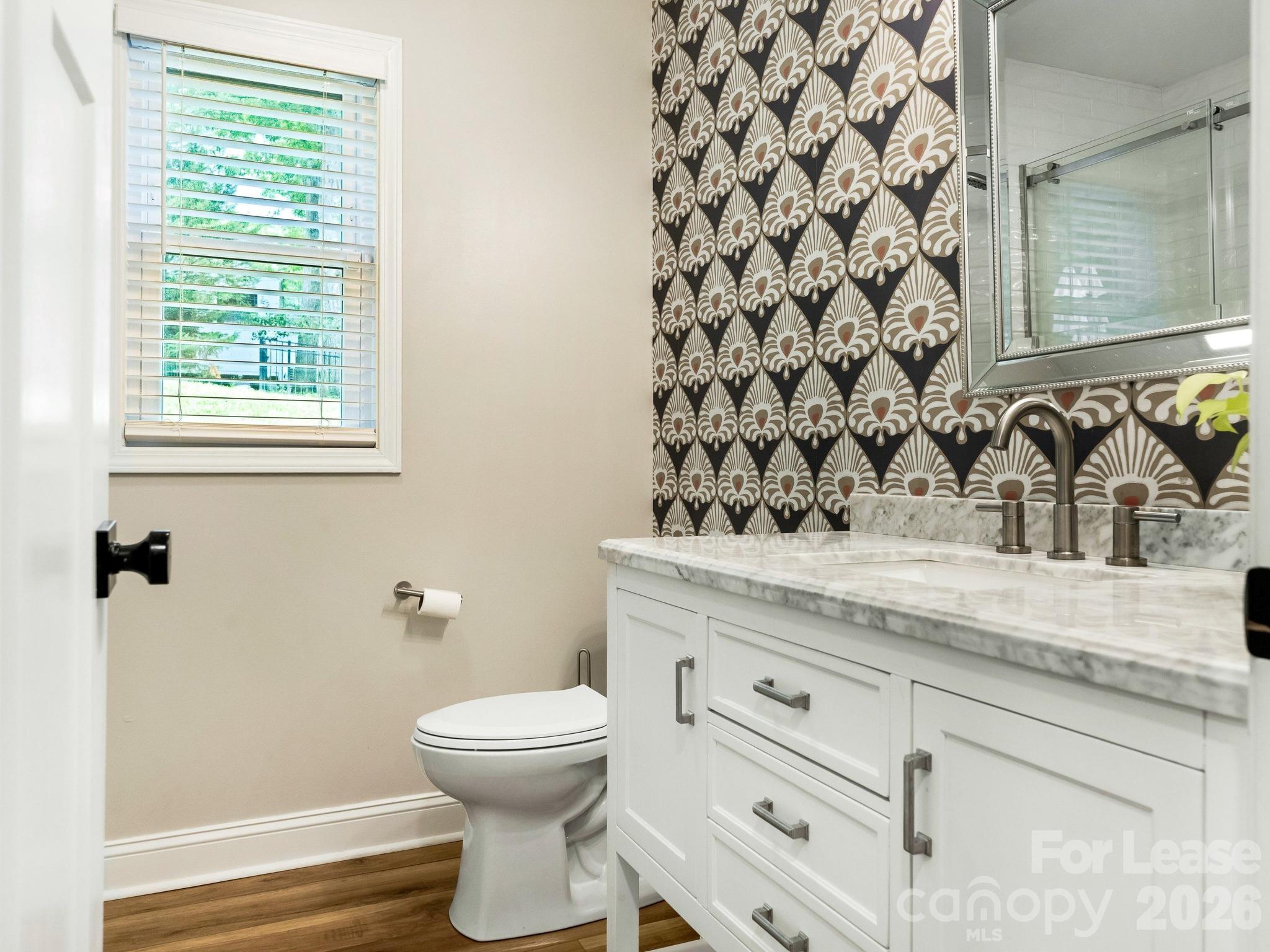 Single Family Residence at 6801 Rollingridge Drive, Charlotte, photo 14 of 32