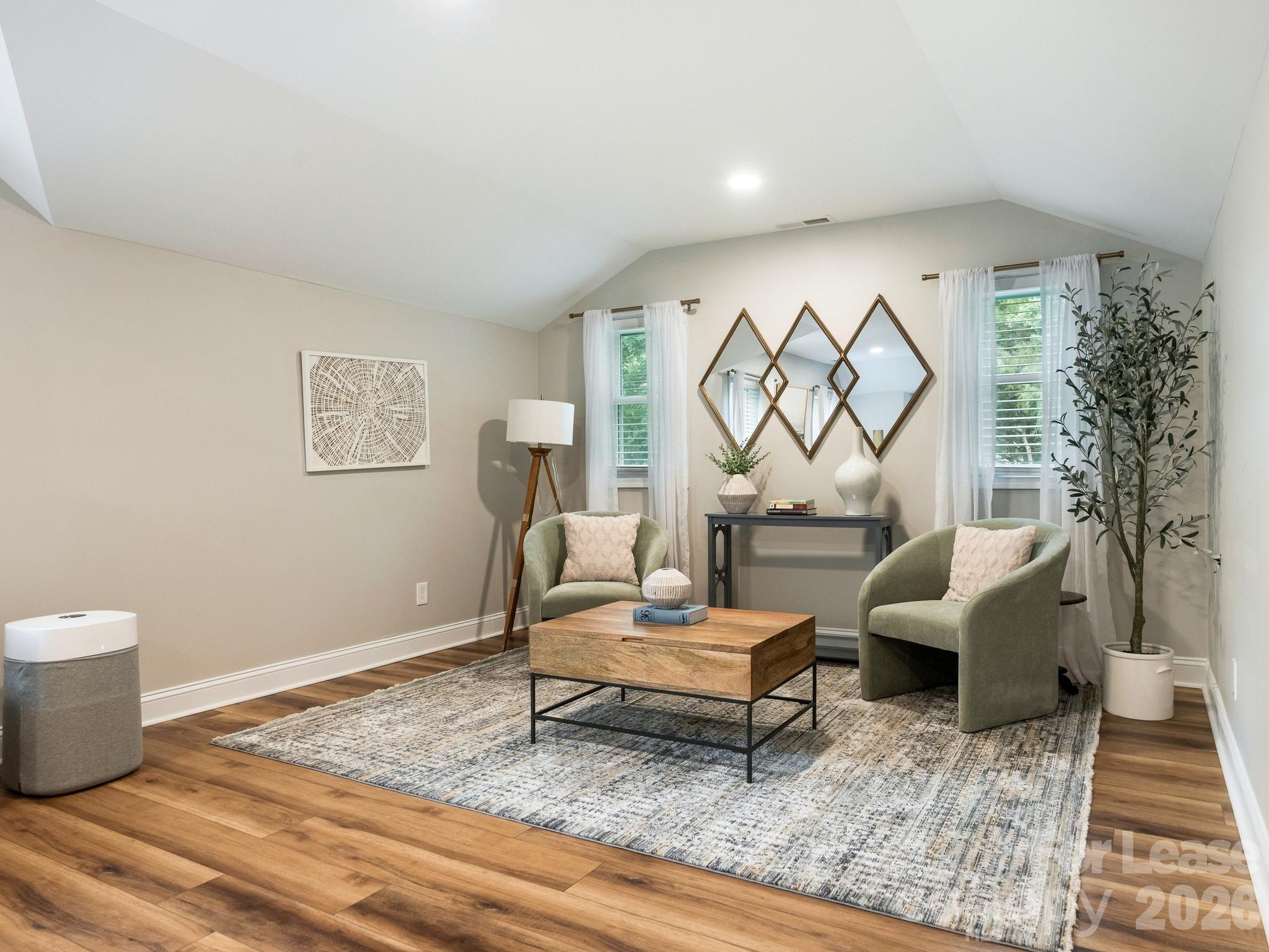 Single Family Residence at 6801 Rollingridge Drive, Charlotte, photo 17 of 32