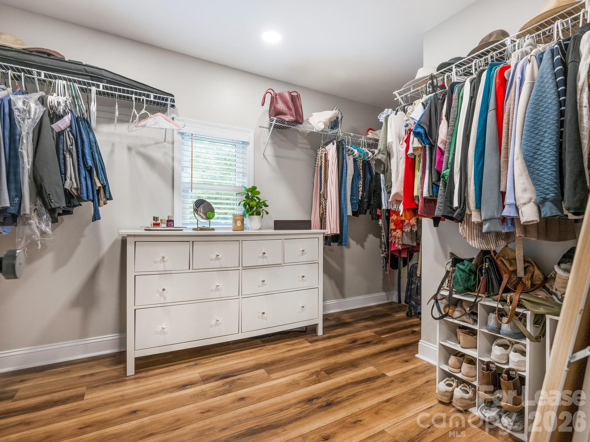 Single Family Residence at 6801 Rollingridge Drive, Charlotte, photo 22 of 32