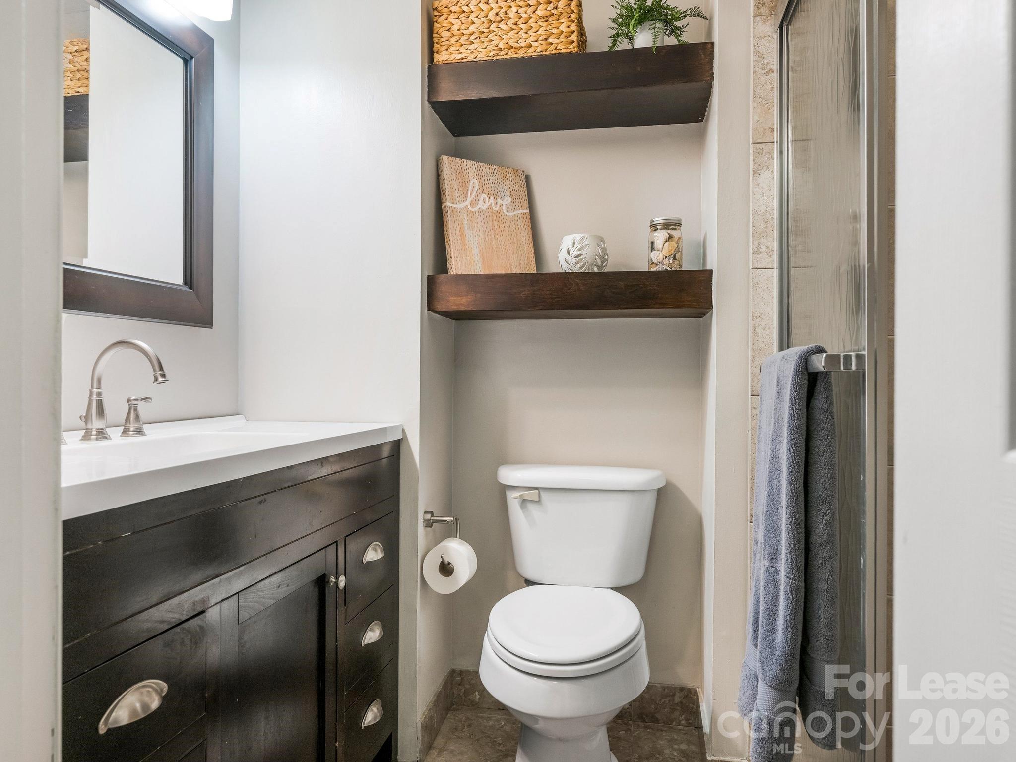 Single Family Residence at 6801 Rollingridge Drive, Charlotte, photo 25 of 32