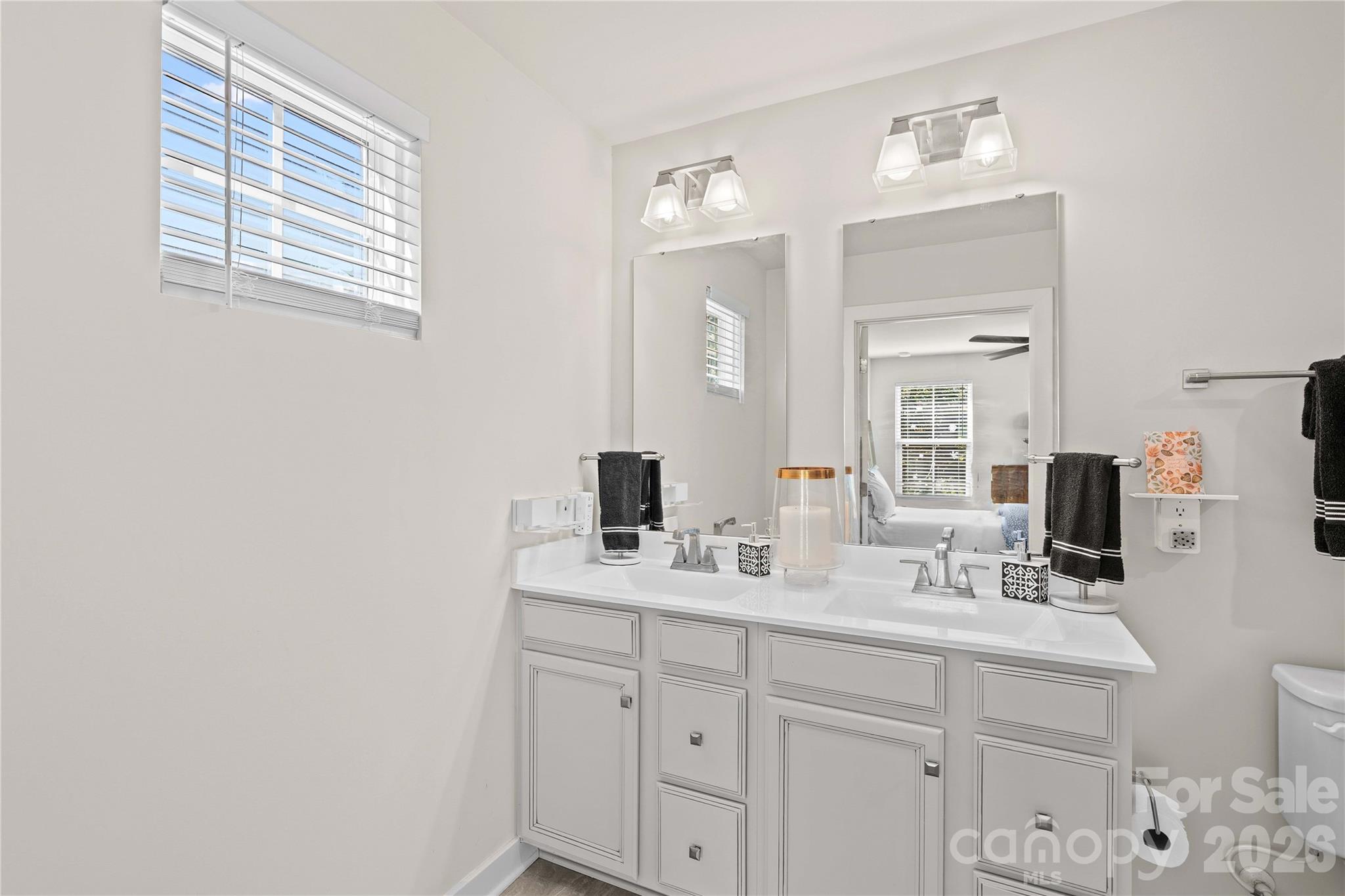 Single Family Residence at 4208 Jones Creek Lane, Charlotte, photo 22 of 41