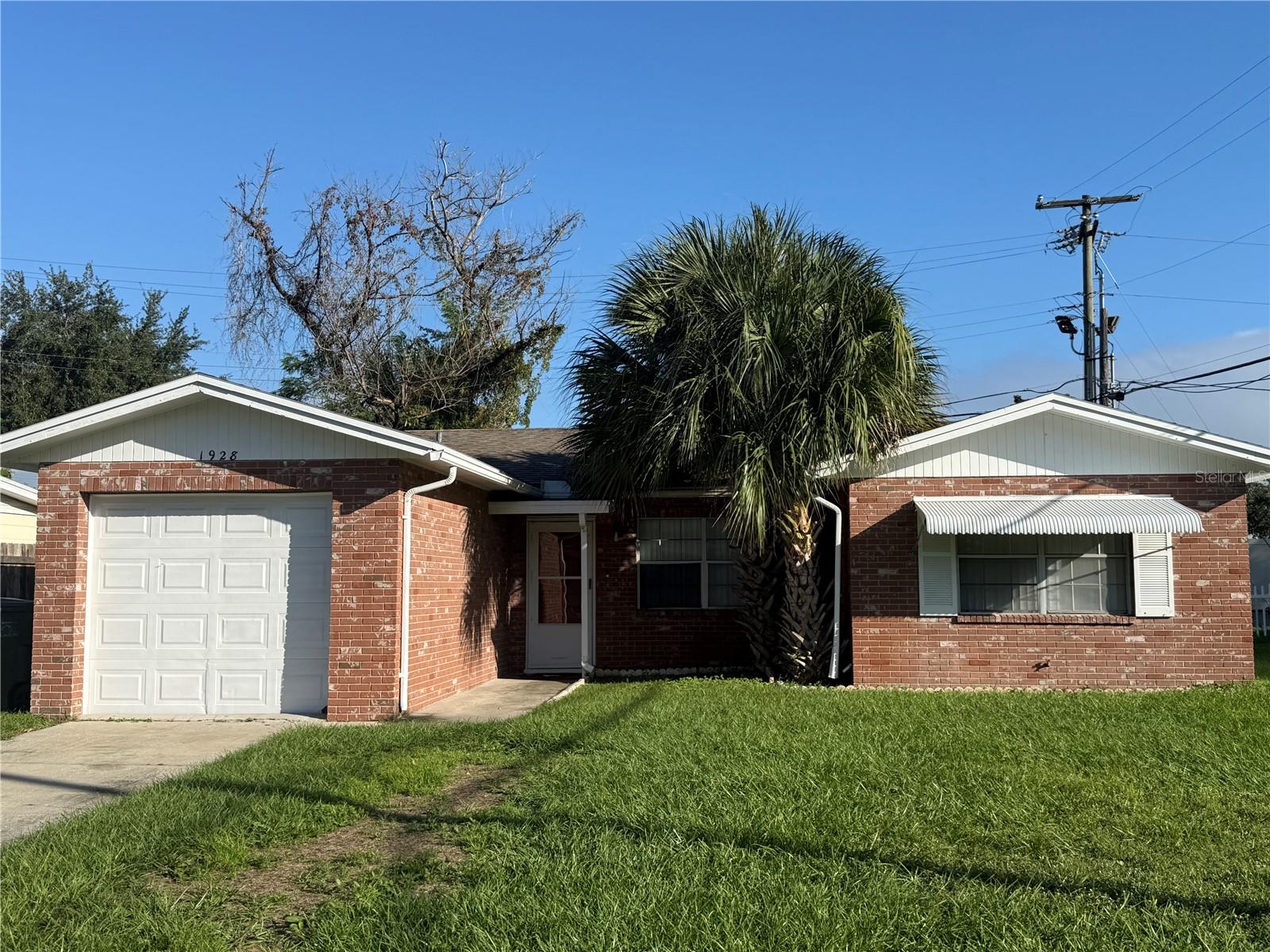 1928 ALEXANDER DR