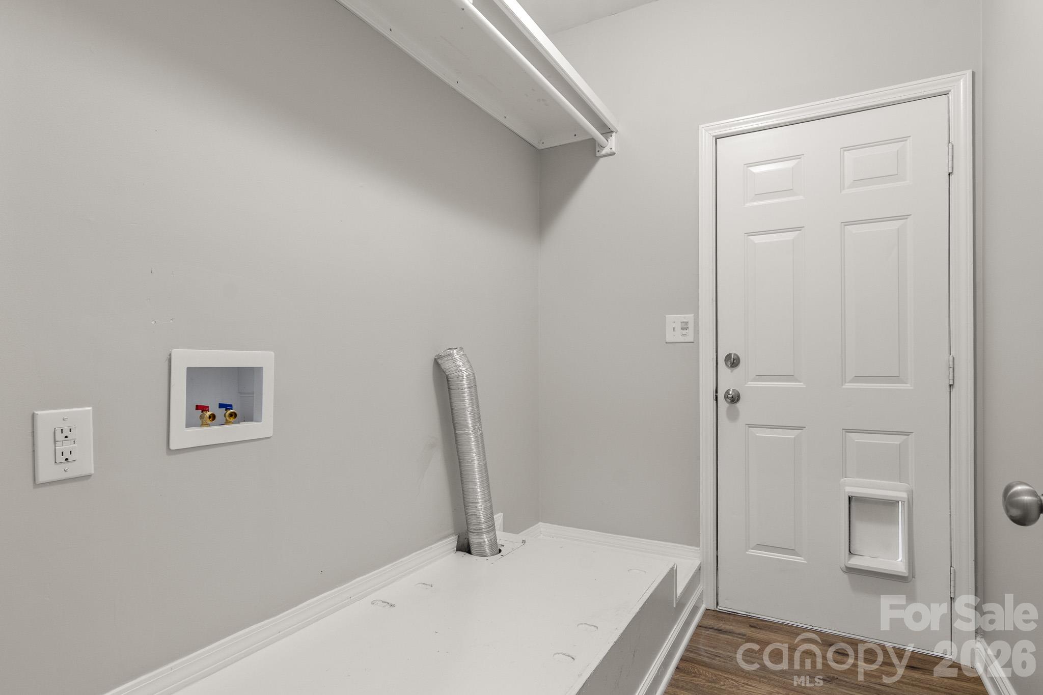 Single Family Residence at 139 Scarlet Tanager Road, Troutman, photo 20 of 48