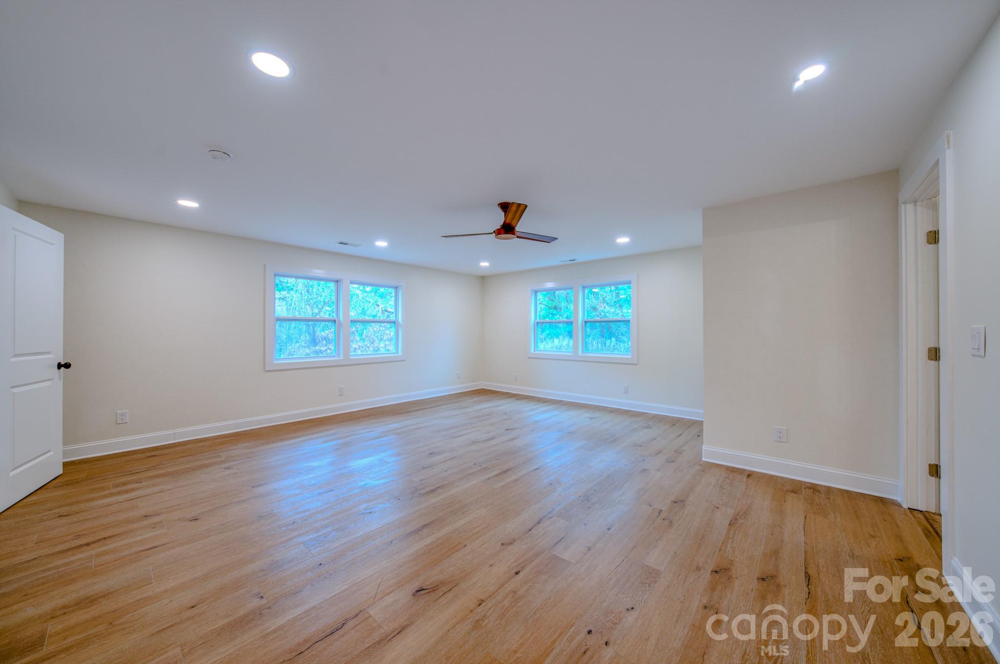 Primary bedroom - 115 Silver Dapple Lane, Hendersonville