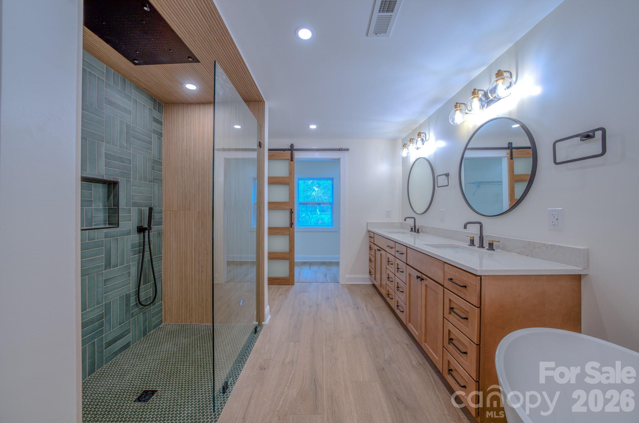 Primary bath - 115 Silver Dapple Lane, Hendersonville