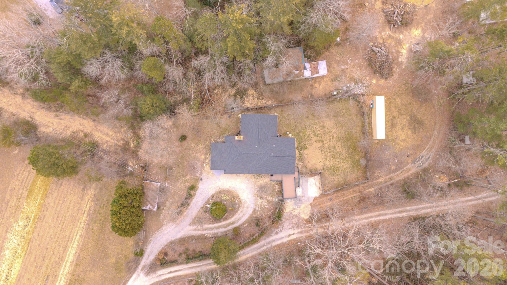 Single Family Residence at 115 Silver Dapple Lane, Hendersonville, photo 32 of 33